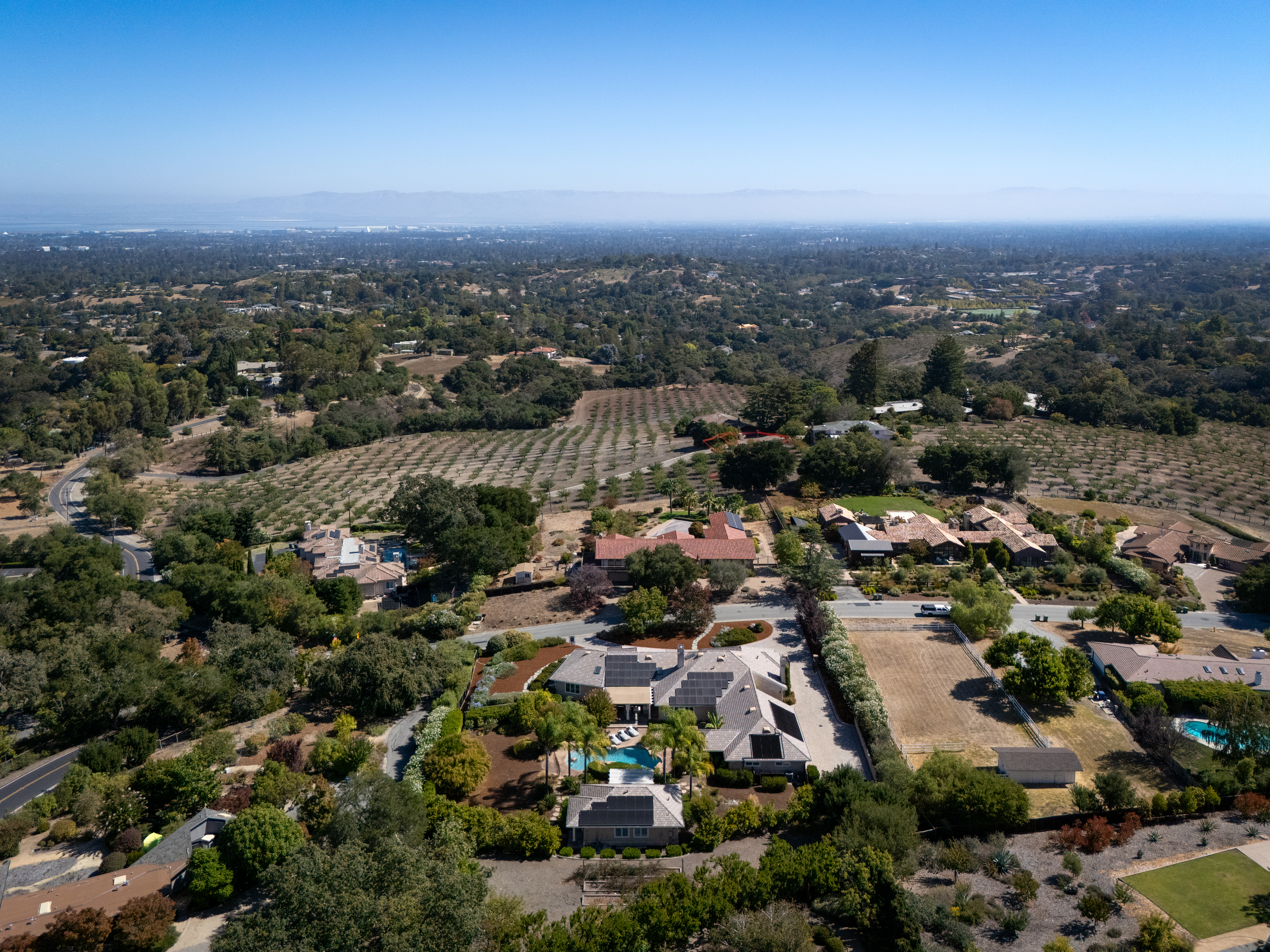  A Private Los Altos Hills Retreat, Designed for Living - 物件實景