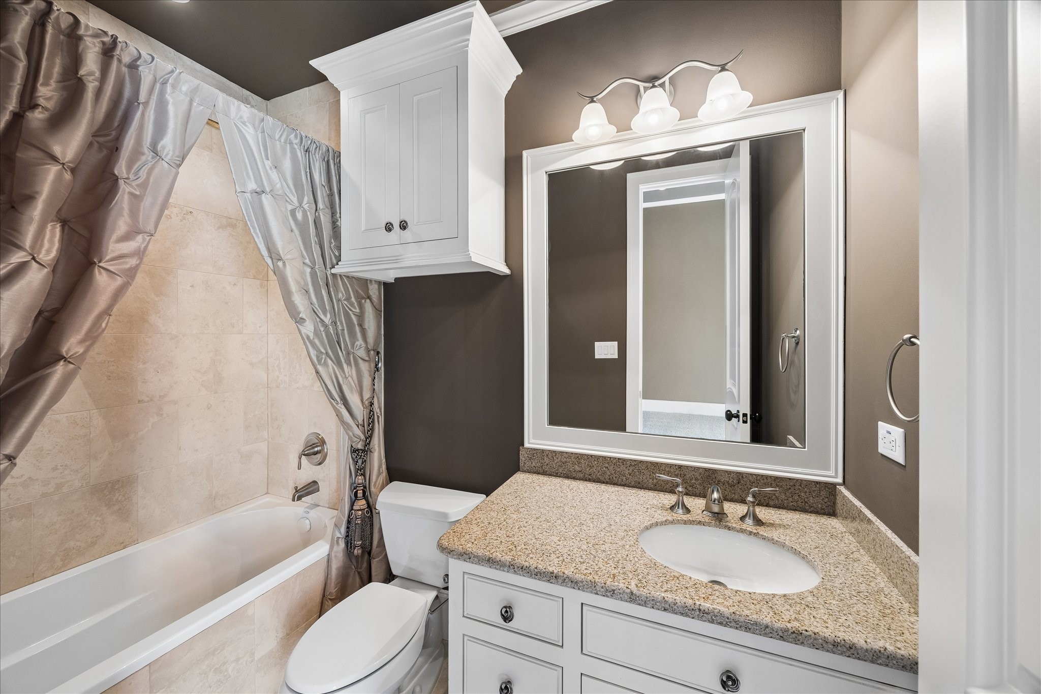  3714 Piping Rock Lane - 物件實景