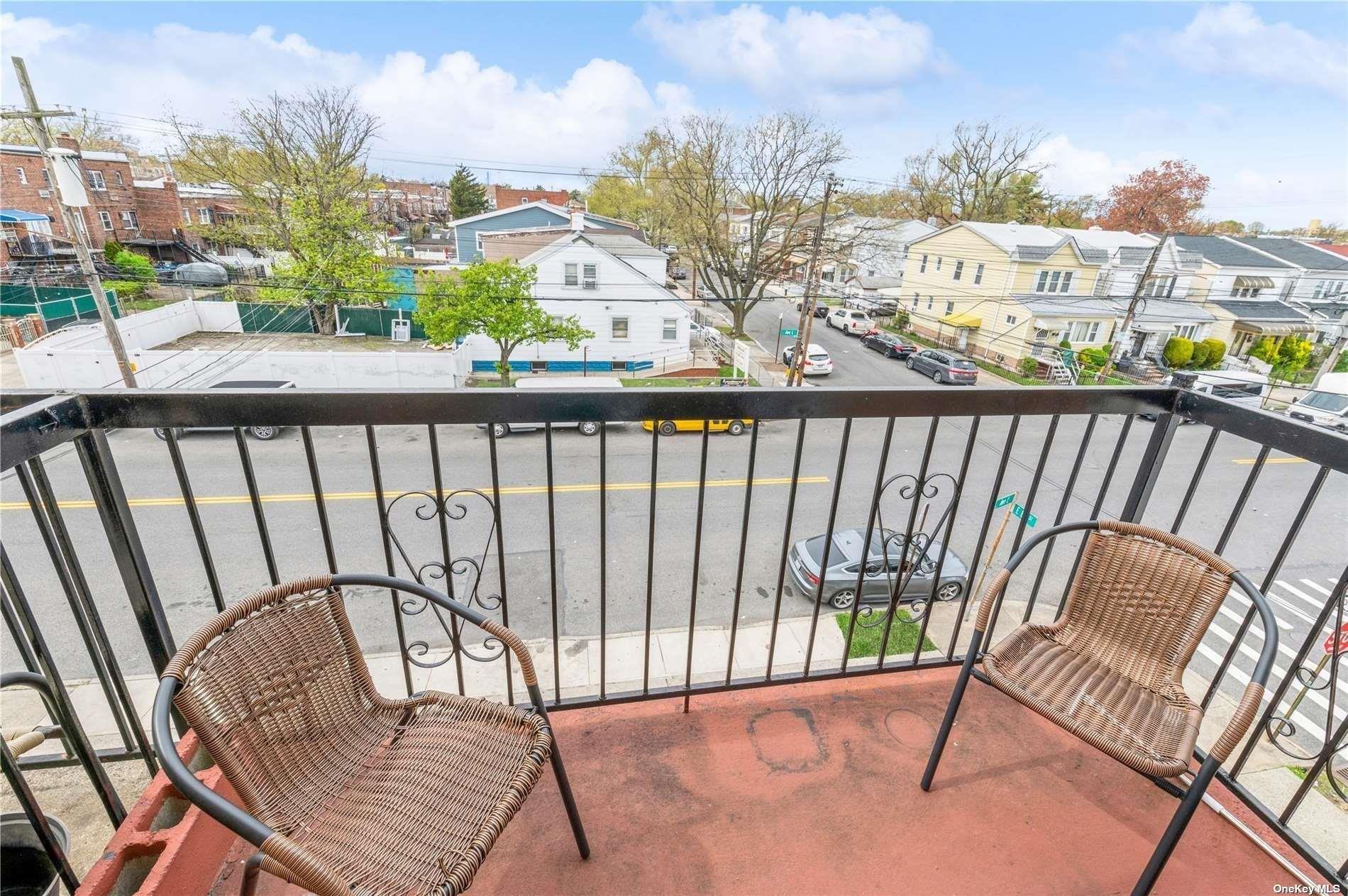 Brooklyn, New York, 11236, United States, 3 Bedrooms Bedrooms, ,2 BathroomsBathrooms,Residential,For Sale,1743258