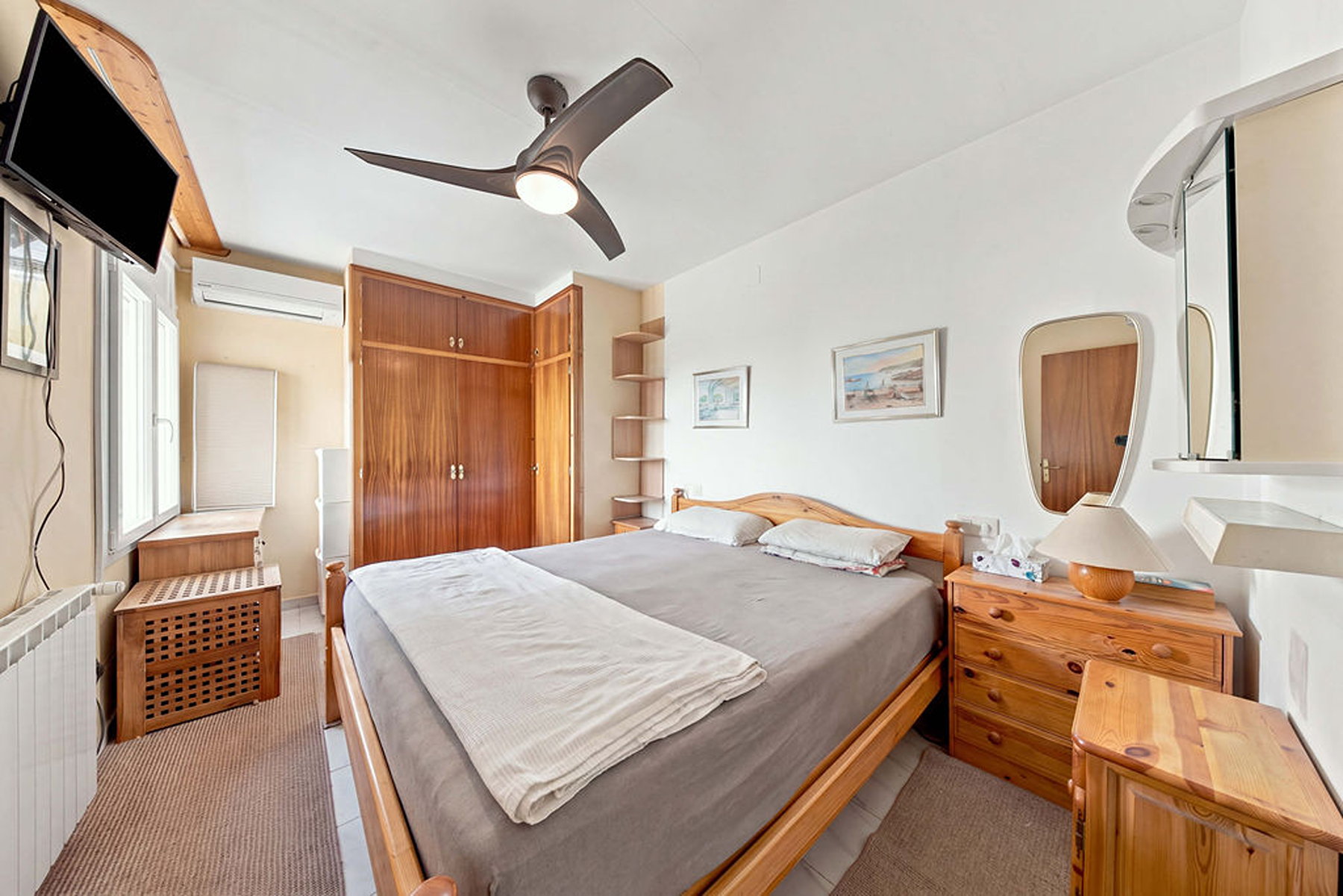  Villa with pool and views of the sea and mountains in Palau-Saverdera - 物件實景