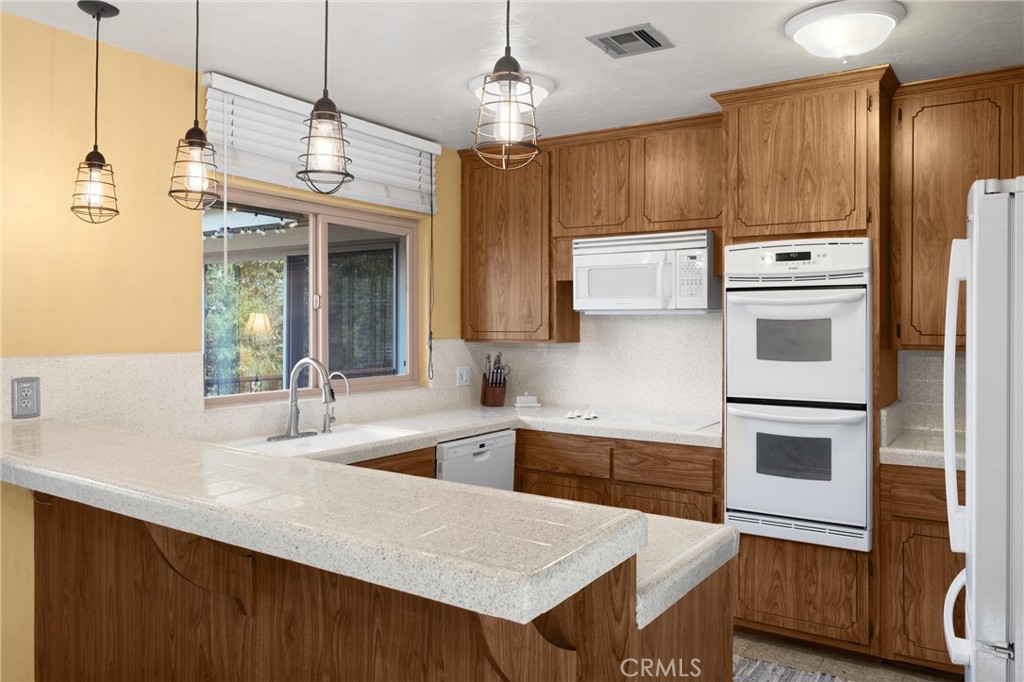 Wrightwood, California, 92397, United States, 5 Bedrooms Bedrooms, ,3 BathroomsBathrooms,Residential,For Sale,1975800