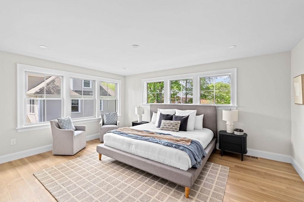 Brookline, Massachusetts, 02467, United States, 5 Bedrooms Bedrooms, ,5 BathroomsBathrooms,Residential,For Sale,1838998