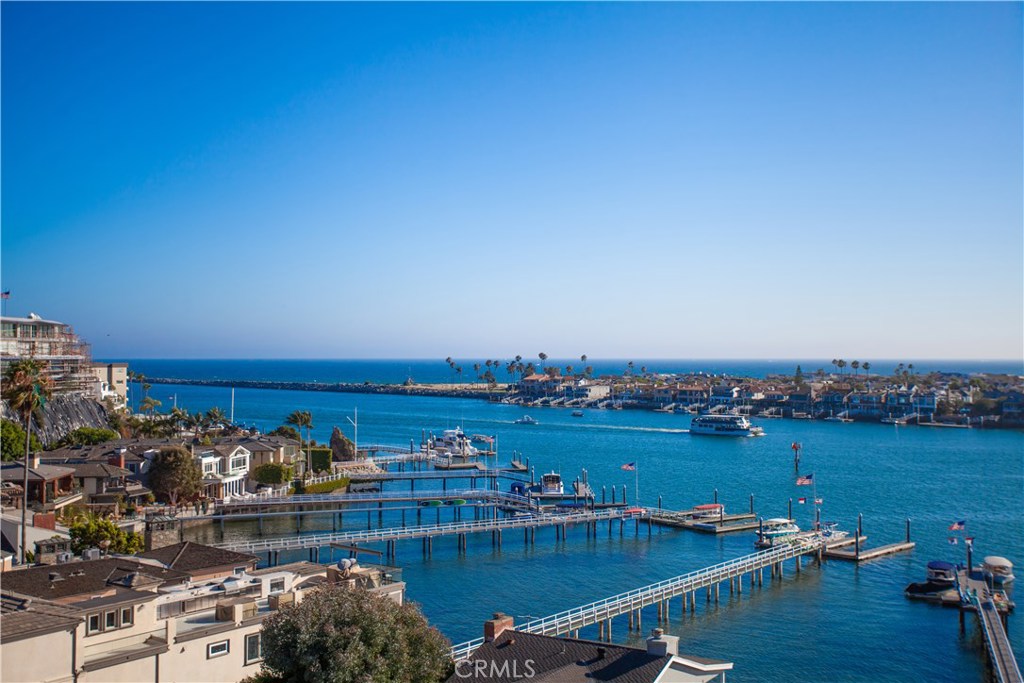 Corona del Mar, California, 92625, United States, 4 Bedrooms Bedrooms, ,4 BathroomsBathrooms,Residential,For Sale,1874360