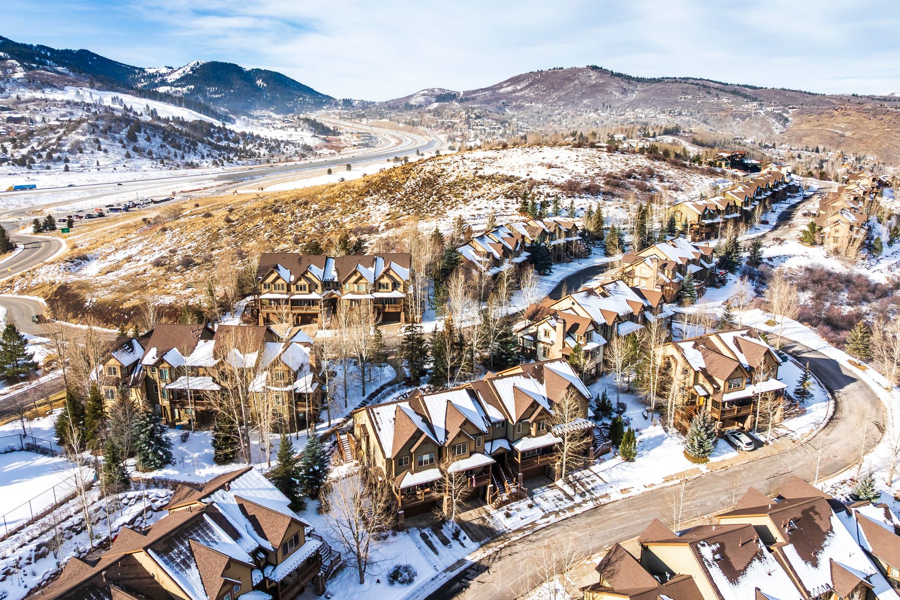  Modern Design Meets Alpine Charm in Jeremy Ranch - 物件實景
