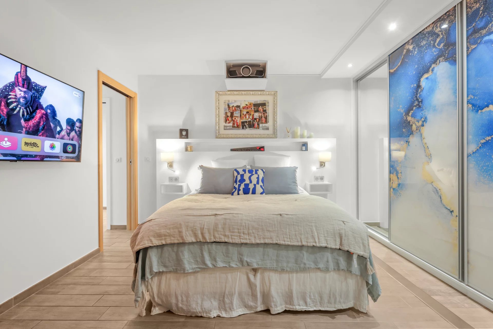 Golfe-Juan, Provence-Alpes-Côte d’Azur, 06220, FR, 1 Bedroom Bedrooms, ,1 BathroomBathrooms,Residential,For Sale,1999764