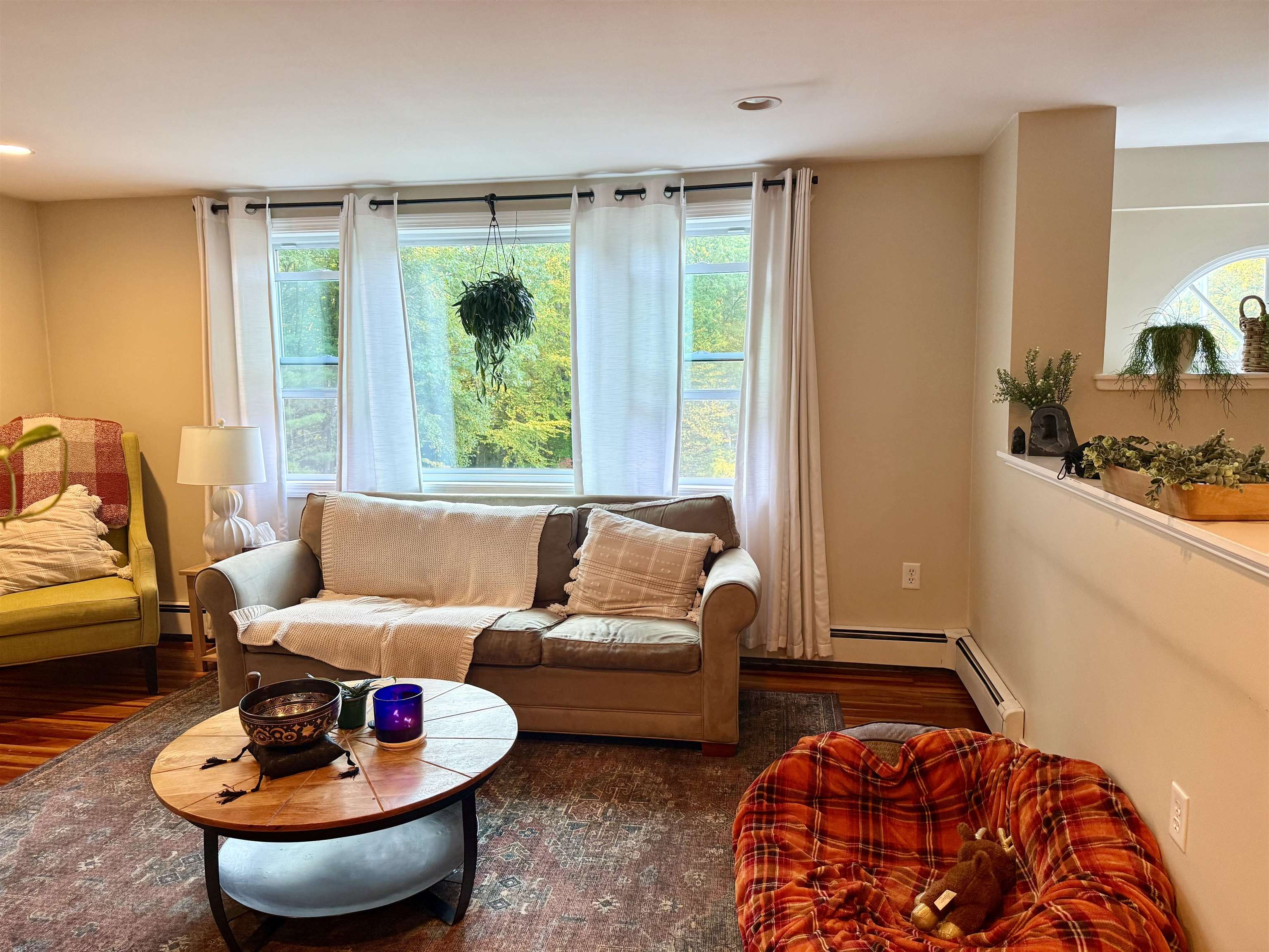 Newton, New Hampshire, 03858, United States, 3 Bedrooms Bedrooms, ,2 BathroomsBathrooms,Residential,For Sale,1981448