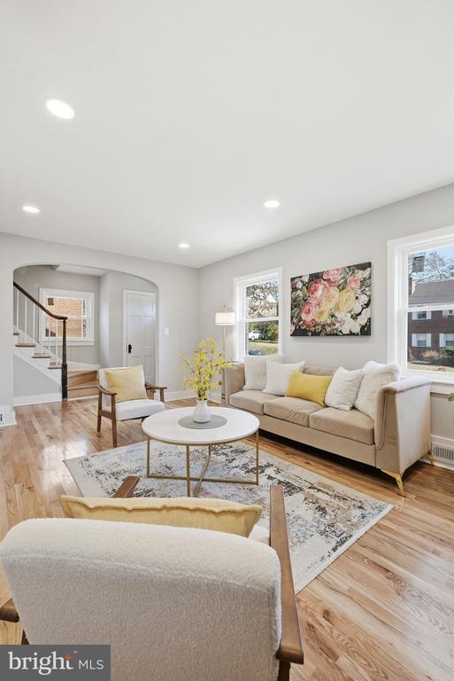 Silver Spring, Maryland, 20901, United States, 4 Bedrooms Bedrooms, ,3 BathroomsBathrooms,Residential,For Sale,2002464