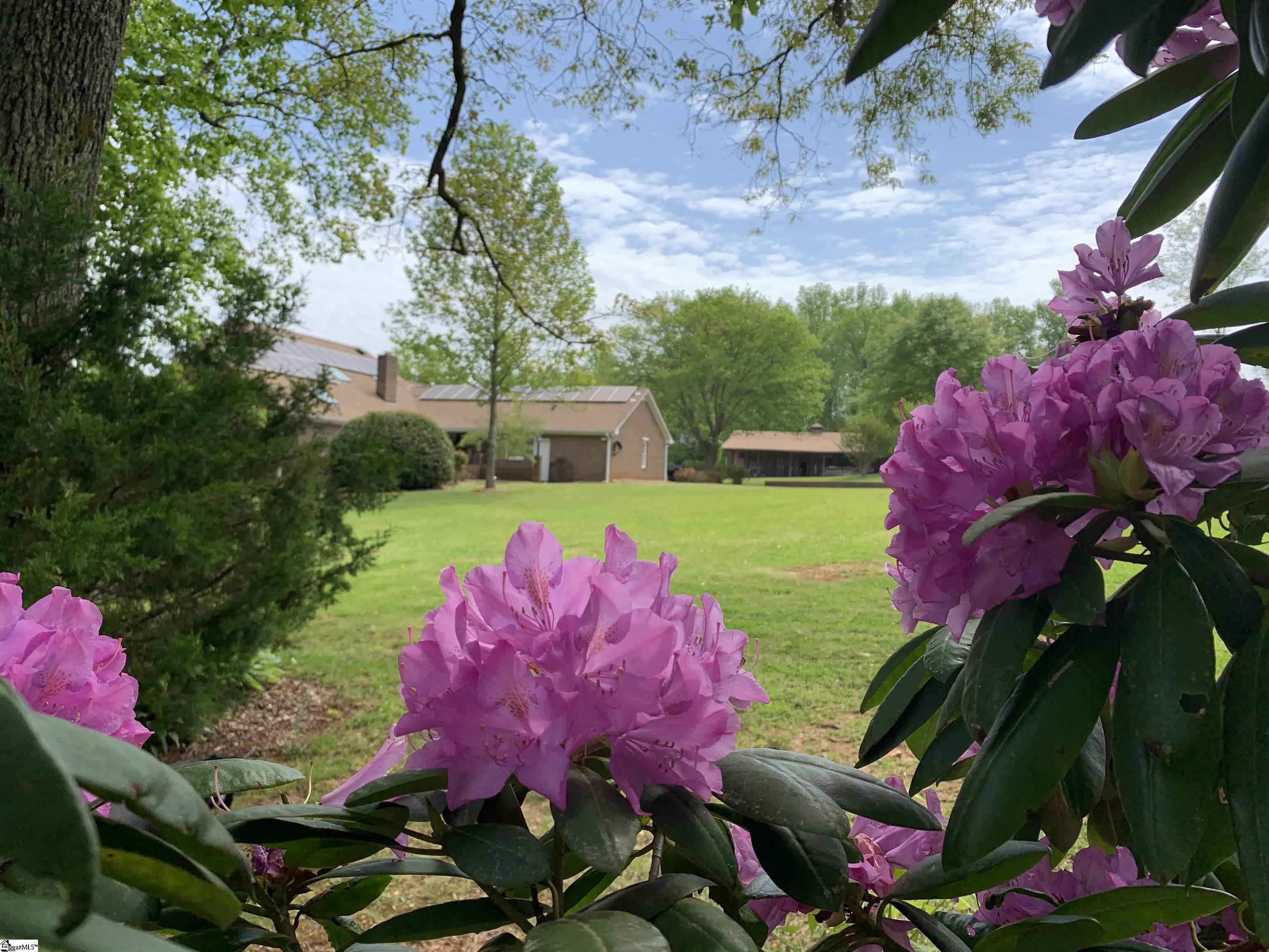 Pickens, South Carolina, 29671, United States, 4 Bedrooms Bedrooms, ,4 BathroomsBathrooms,Residential,For Sale,1975286