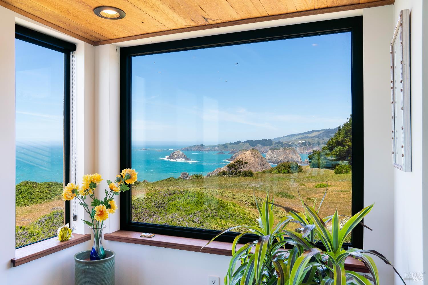 Elk, California, 95432, United States, 4 Bedrooms Bedrooms, ,4 BathroomsBathrooms,Residential,For Sale,1993215