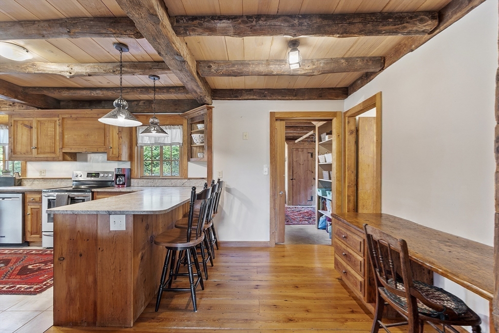Ashby, Massachusetts, 01431, United States, 4 Bedrooms Bedrooms, ,3 BathroomsBathrooms,Residential,For Sale,1917455