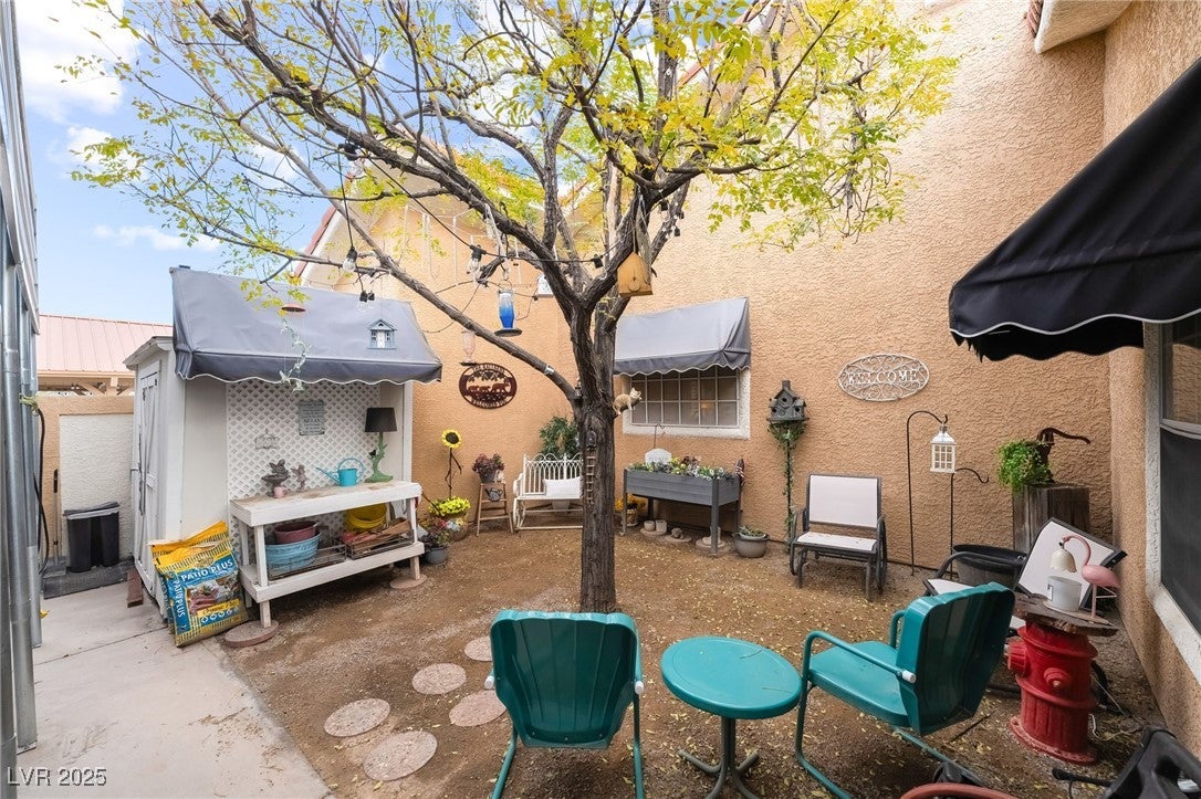 Henderson, Nevada, 89015, United States, 4 Bedrooms Bedrooms, ,3 BathroomsBathrooms,Residential,For Sale,2001549