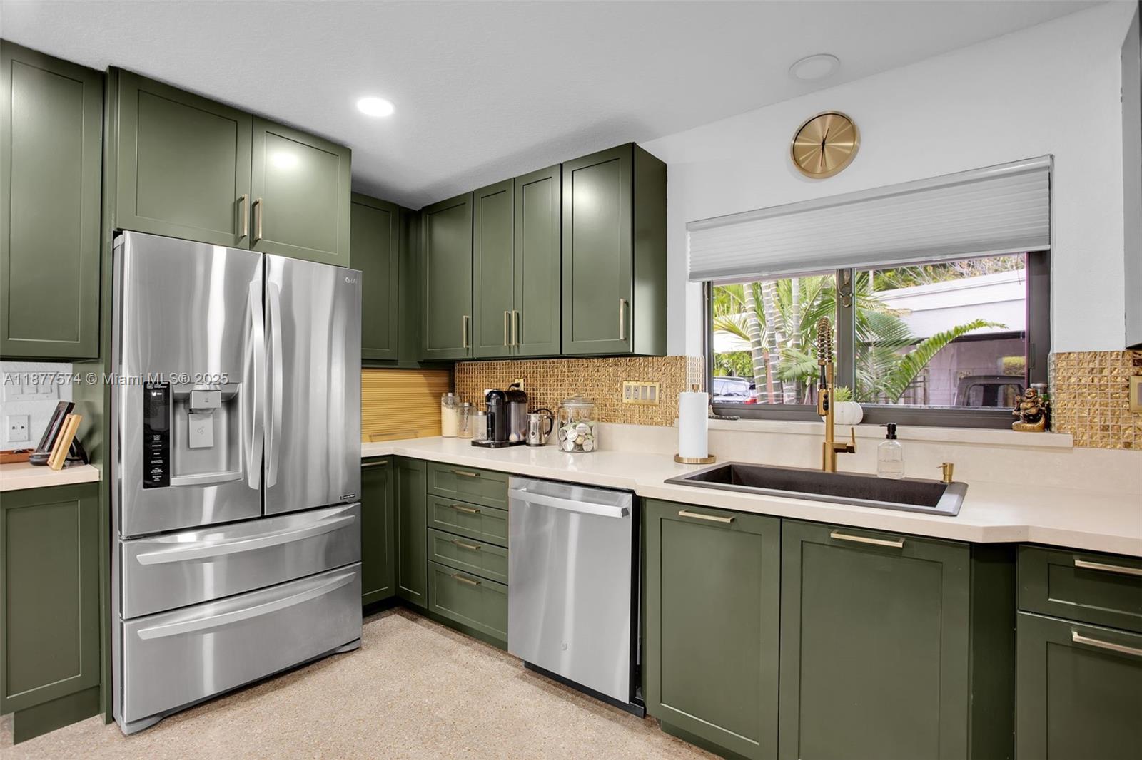 Wilton Manors, Florida, 33334, United States, 3 Bedrooms Bedrooms, ,3 BathroomsBathrooms,Residential,For Sale,1947052