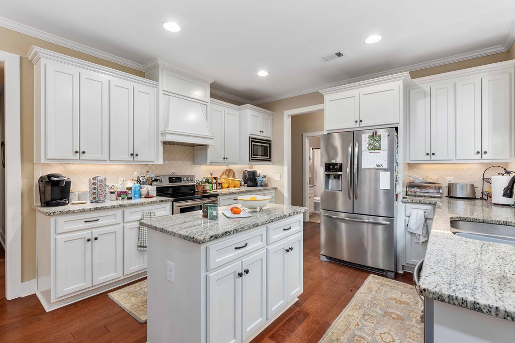 Pine Mountain, Georgia, 31822, United States, 4 Bedrooms Bedrooms, ,3 BathroomsBathrooms,Residential,For Sale,2001934