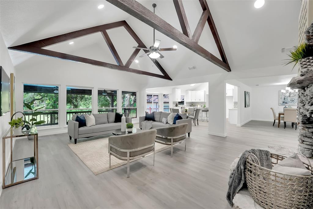 200 Silverleaf Drive, Fort Worth, Texas, 76112, United States, 5 Bedrooms Bedrooms, ,6 BathroomsBathrooms,Residential,For Sale,200 Silverleaf Drive,1618780