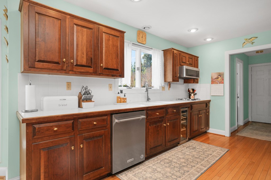 Onancok, Virginia, 23417, United States, 3 Bedrooms Bedrooms, ,3 BathroomsBathrooms,Residential,For Sale,1992886