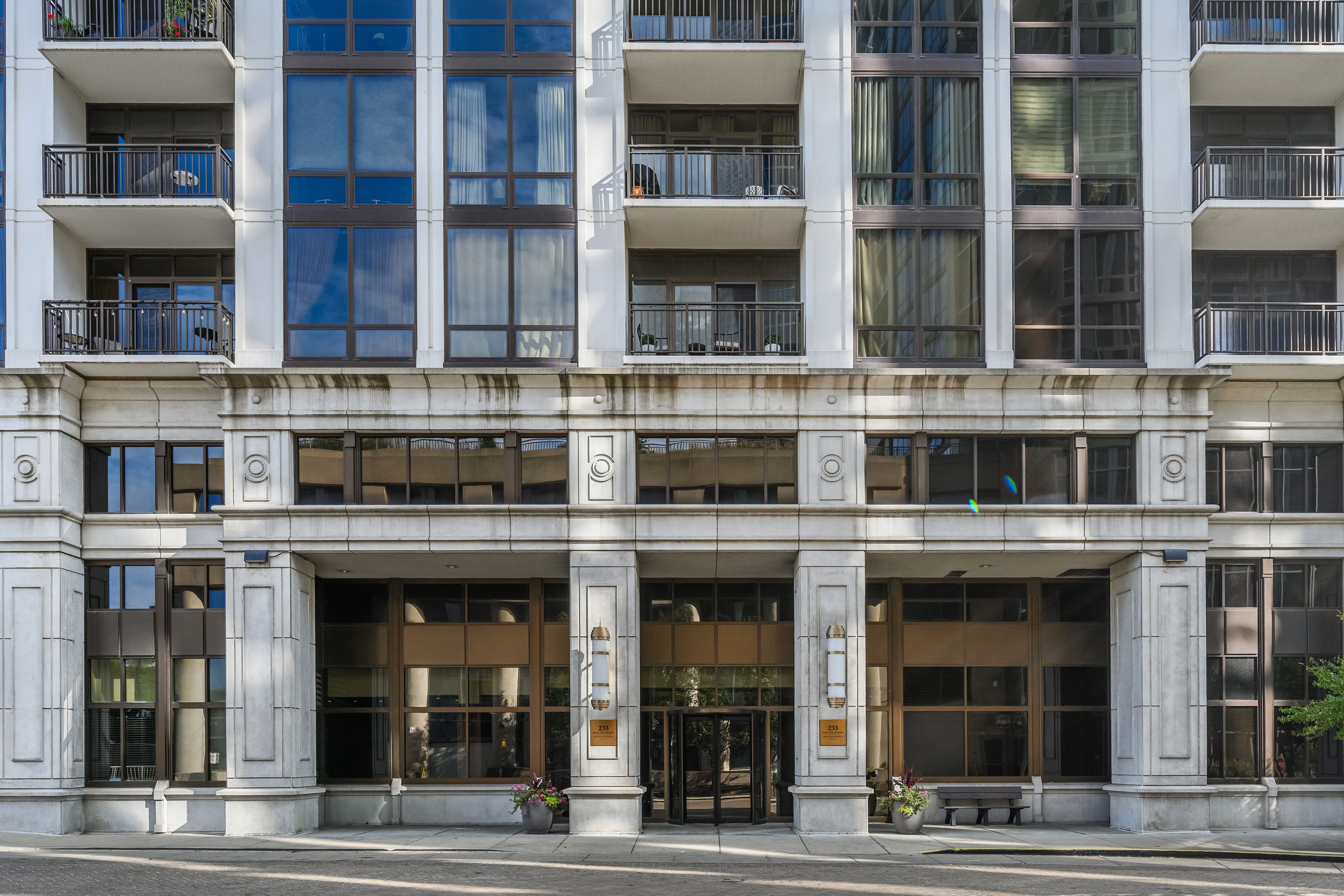  Wonderful One Bedroom Condo in South Loop