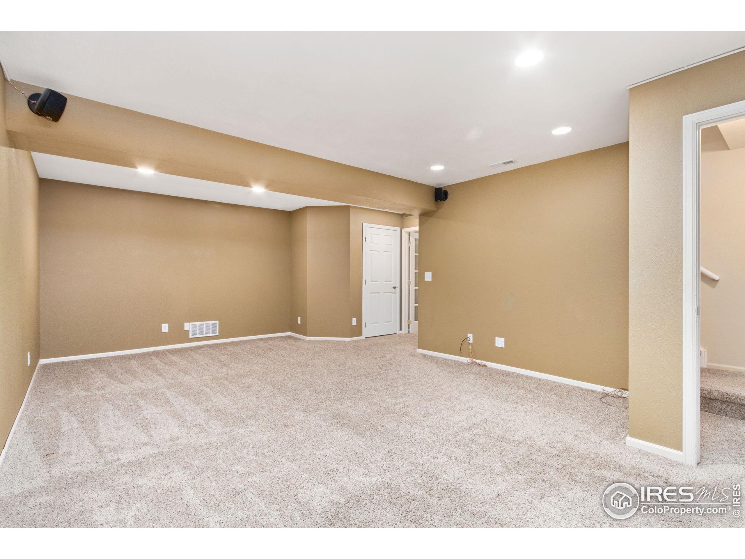 Fort Collins, Colorado, 80524, United States, 3 Bedrooms Bedrooms, ,2 BathroomsBathrooms,Residential,For Sale,1910952