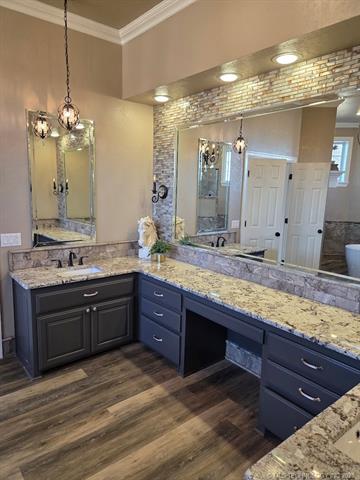 Stigler, Oklahoma, 74462-1647, United States, 3 Bedrooms Bedrooms, ,3 BathroomsBathrooms,Residential,For Sale,2005230