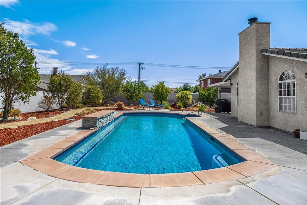 Upland, California, 91786, United States, 5 Bedrooms Bedrooms, ,2 BathroomsBathrooms,Residential,For Sale,1927860