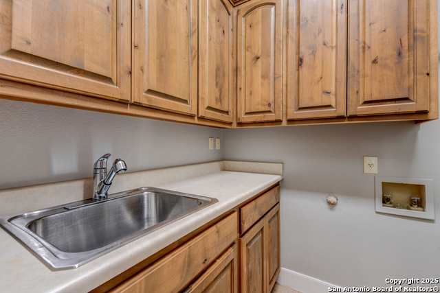 Helotes, Texas, 78023, United States, 4 Bedrooms Bedrooms, ,3 BathroomsBathrooms,Residential,For Sale,1994710