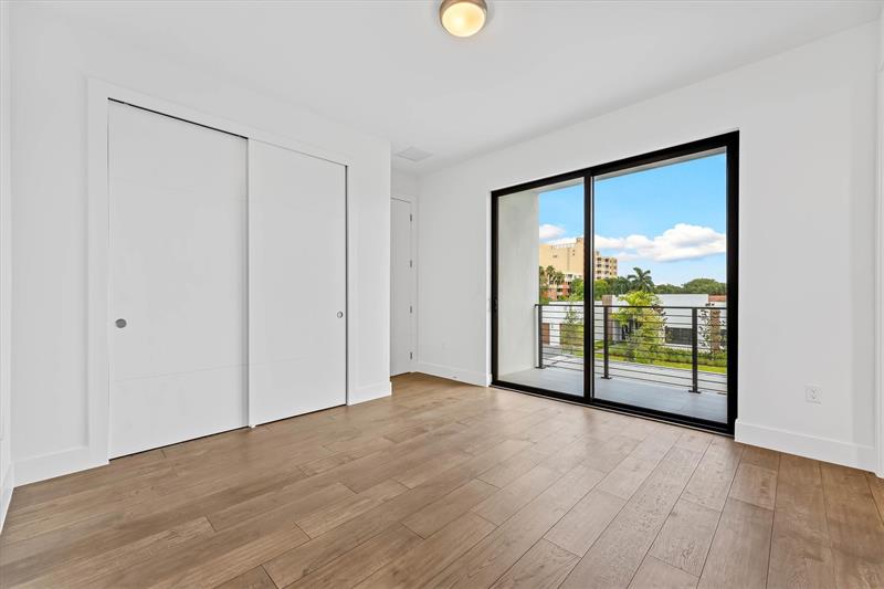 Weston, Florida, 33326, United States, 5 Bedrooms Bedrooms, ,10 BathroomsBathrooms,Residential,For Sale,1925286