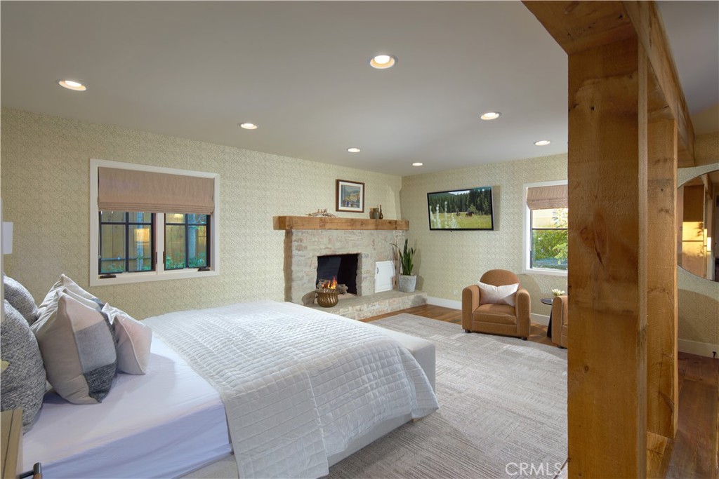 Newport Beach, California, 92660, United States, 4 Bedrooms Bedrooms, ,3 BathroomsBathrooms,Residential,For Sale,1927269