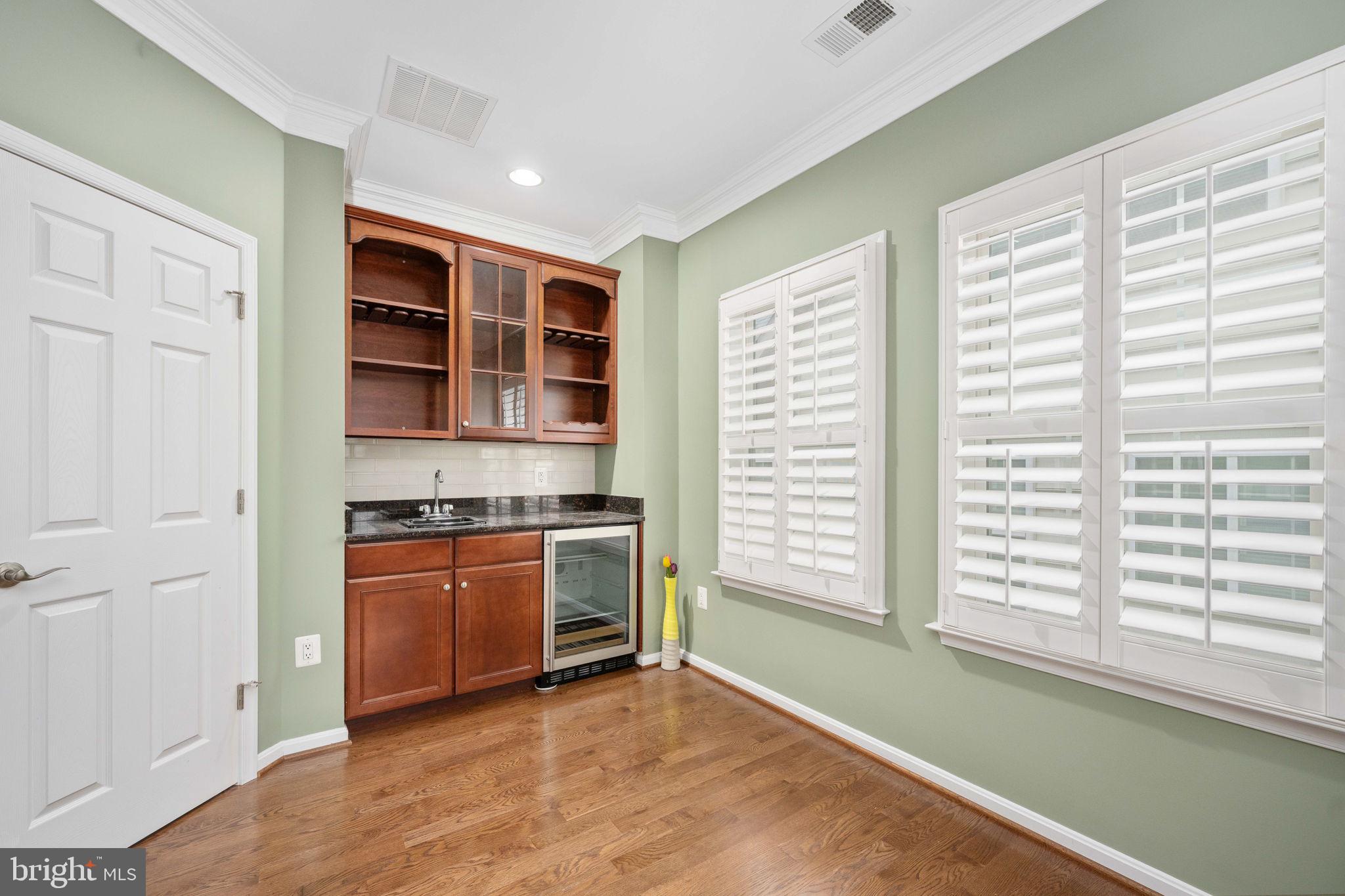 Alexandria, Virginia, 22315, United States, 4 Bedrooms Bedrooms, ,4 BathroomsBathrooms,Residential,For Sale,2001217