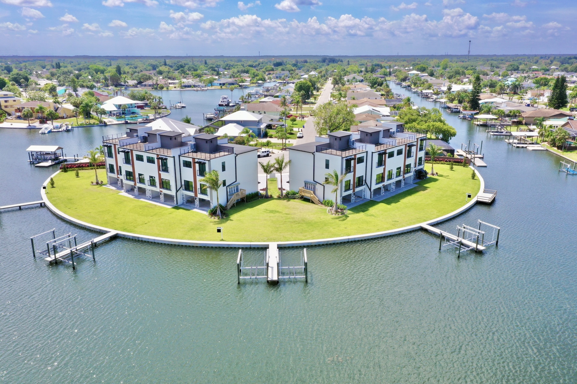 Apollo Beach, Florida, 33572, United States, 4 Bedrooms Bedrooms, ,3 BathroomsBathrooms,Residential,For Sale,1974285