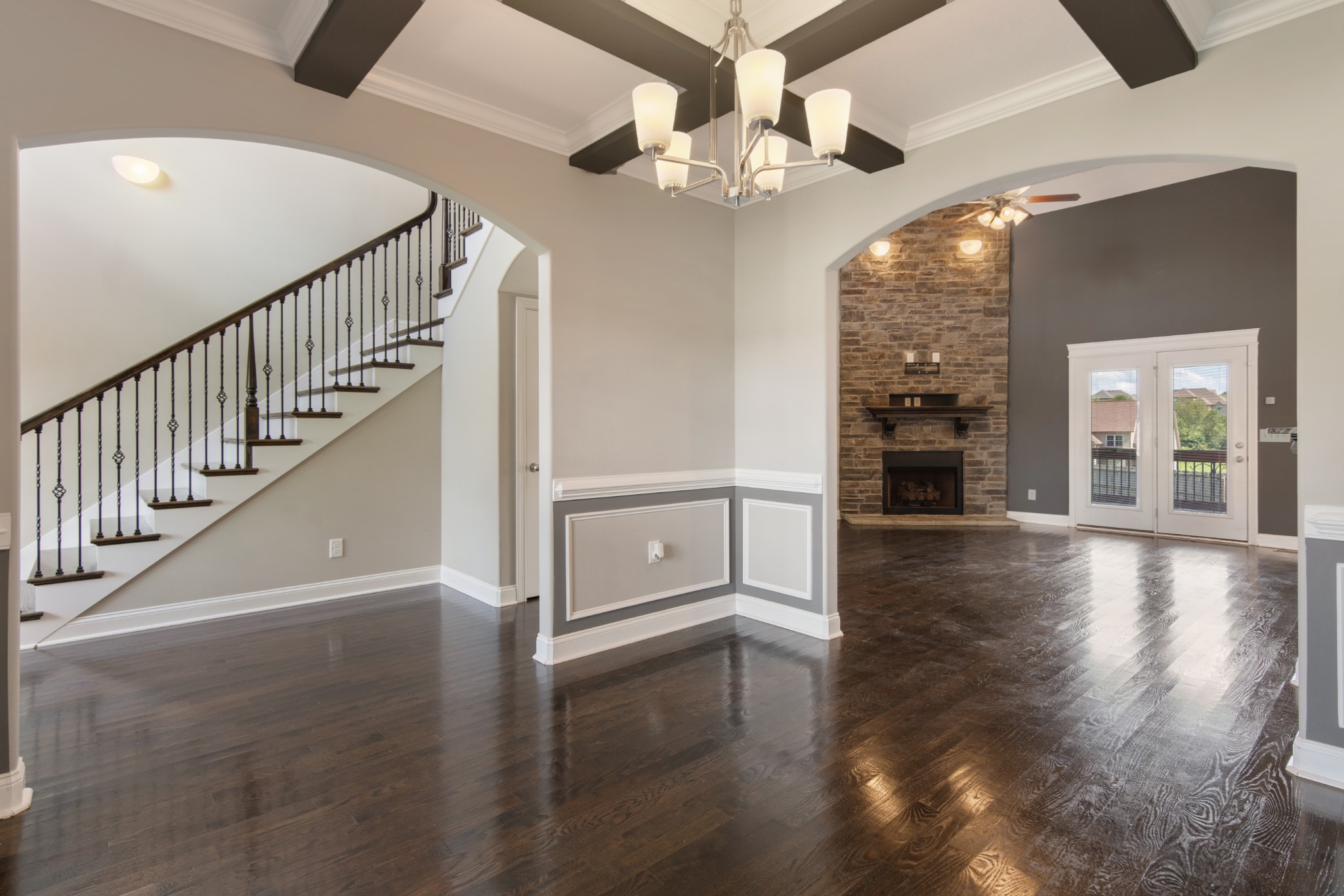 Clarksville, Tennessee, 37043, United States, 5 Bedrooms Bedrooms, ,4 BathroomsBathrooms,Residential,For Sale,1975936