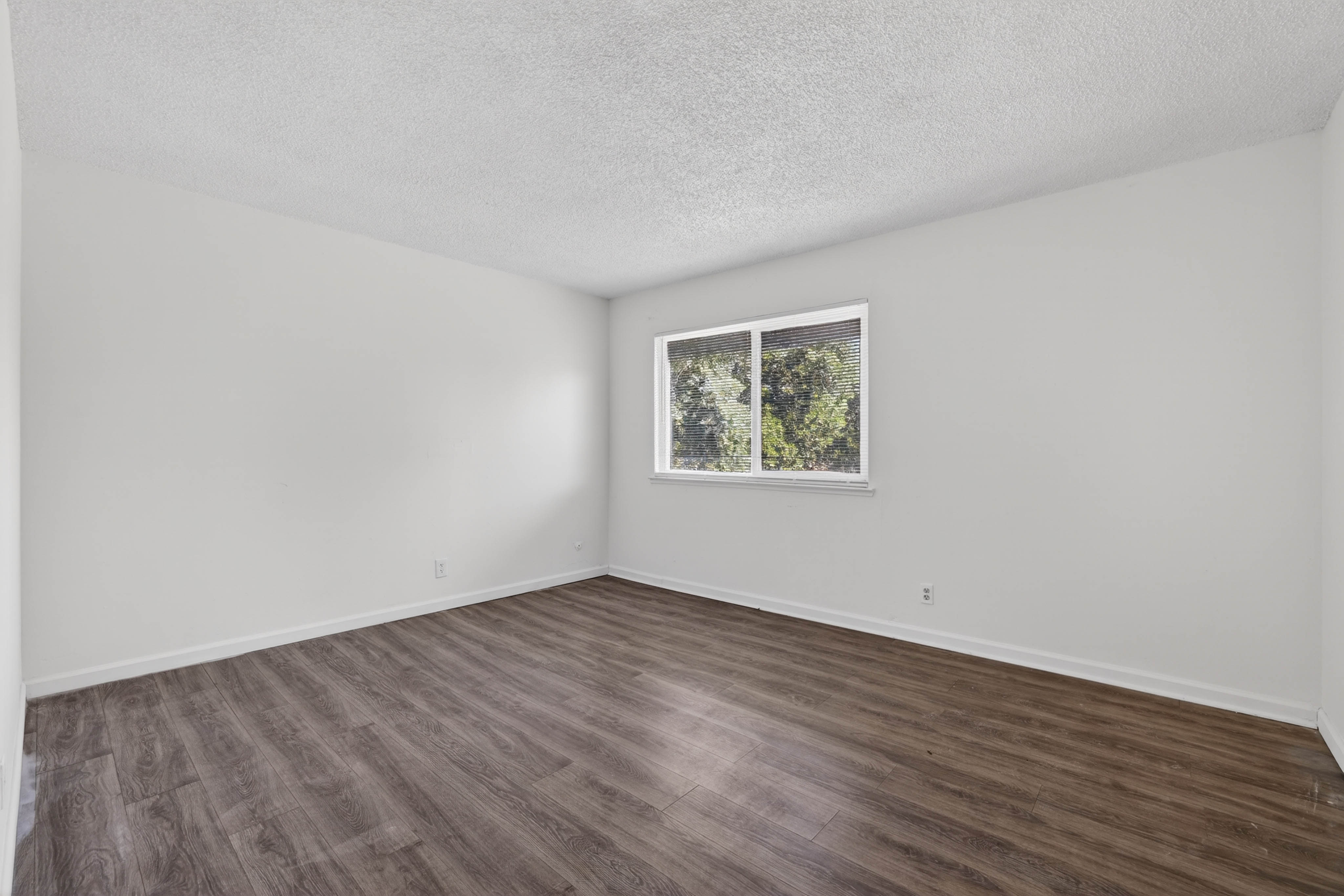  4149 Apostolo Circle, Sacramento, CA 95824 - 物件實景