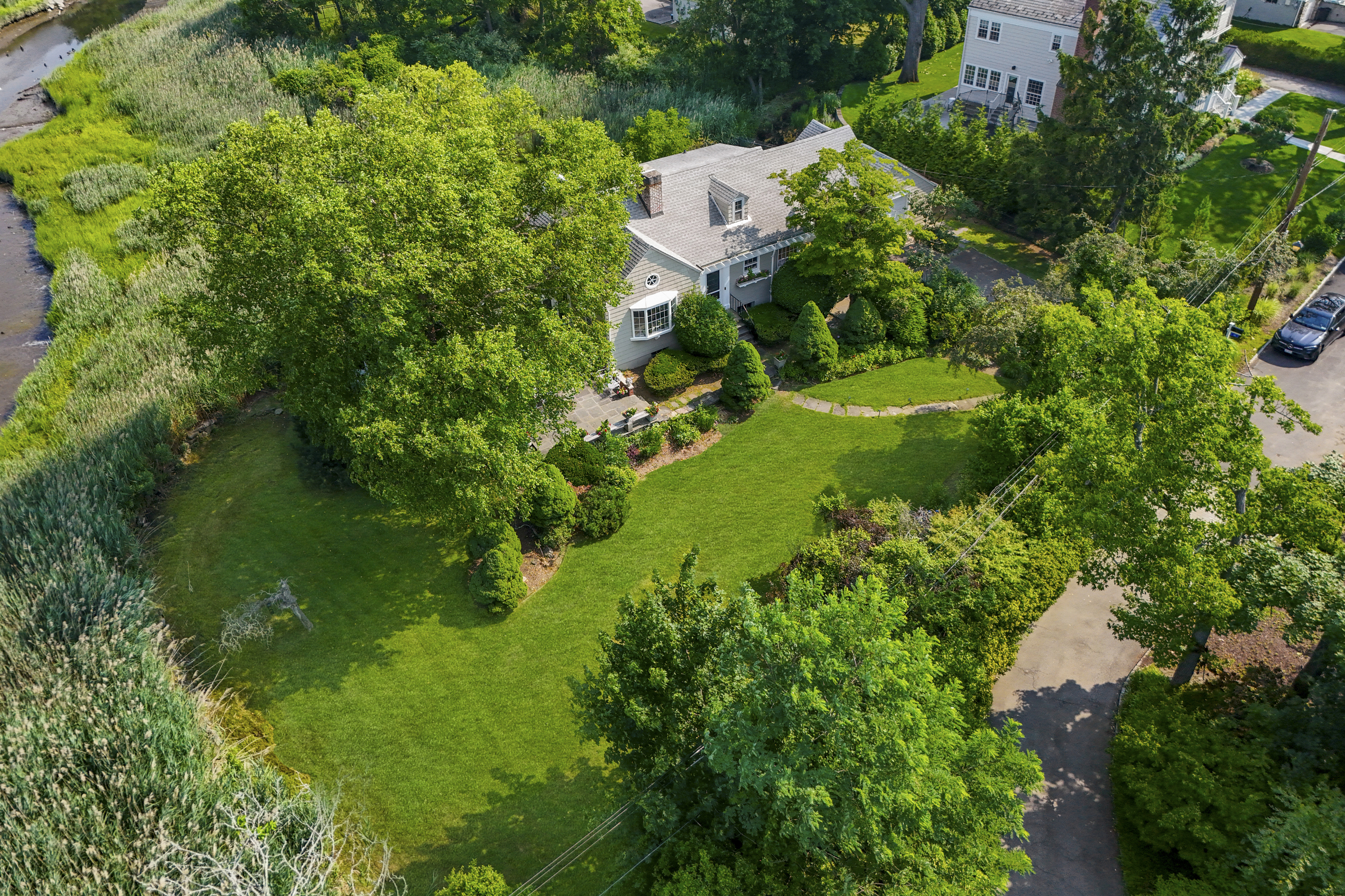  Larchmont Manor Cottage - 物件實景