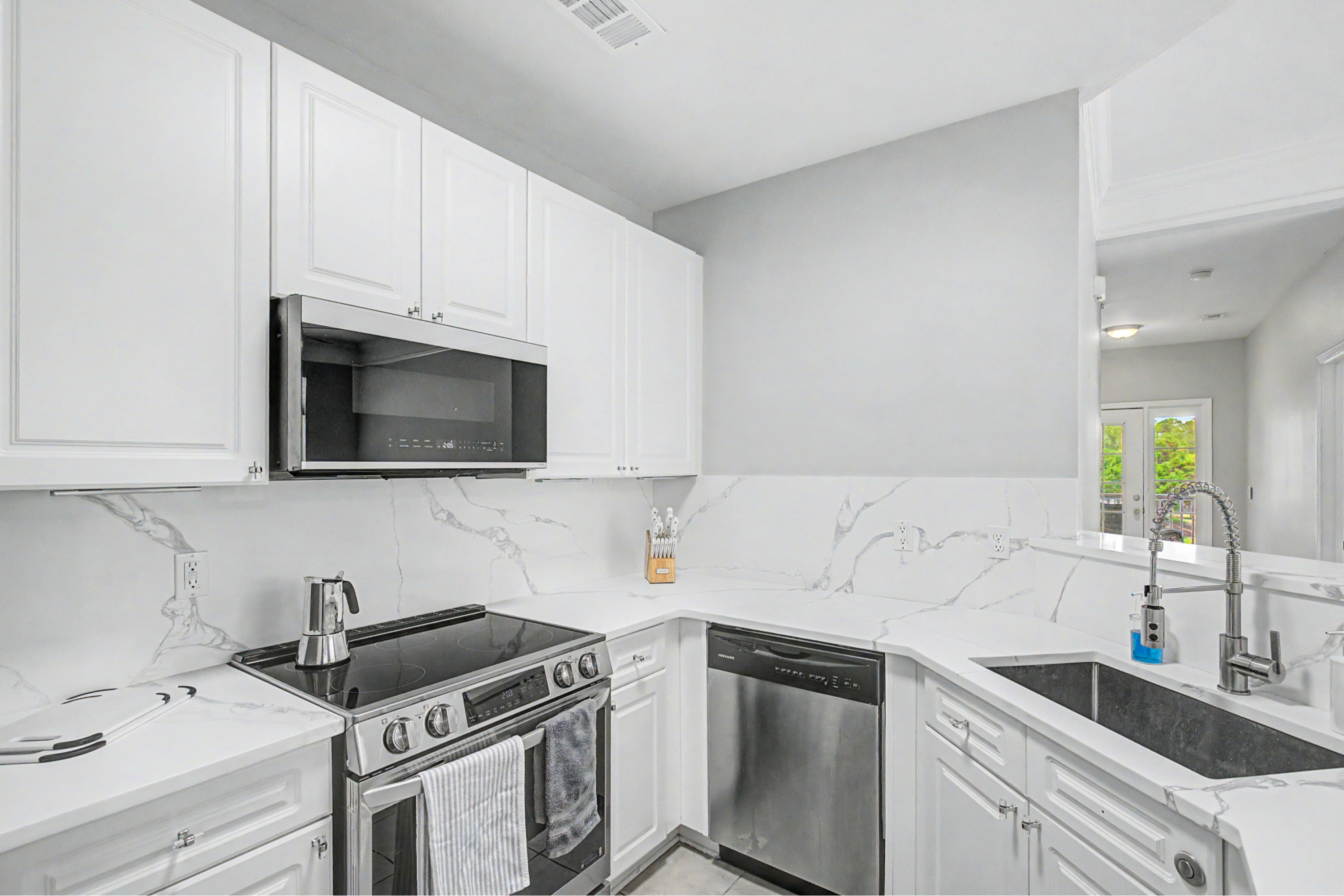  1212 Whitemarsh Way - 物件實景
