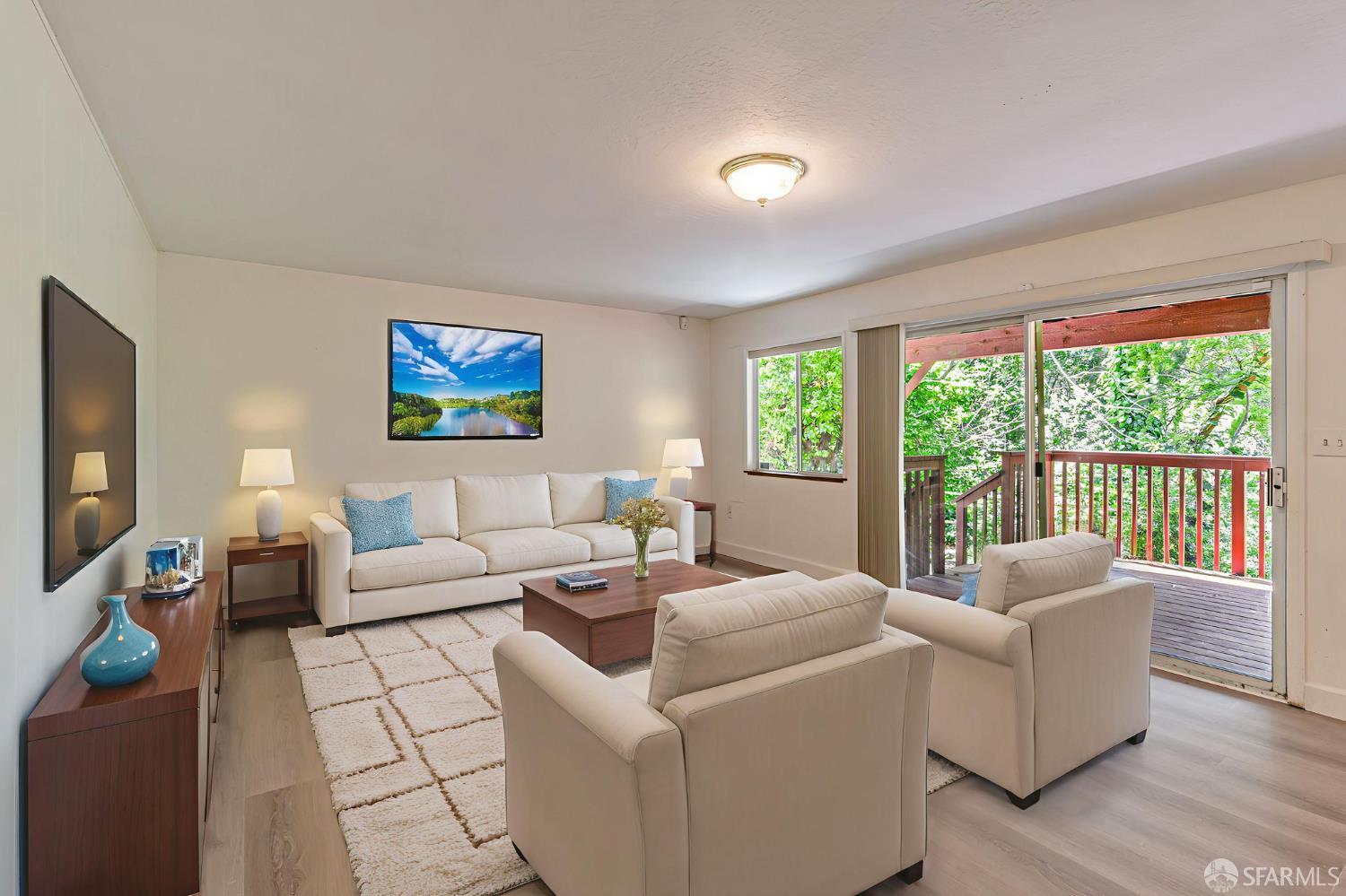 San Mateo, California, 94402, United States, 3 Bedrooms Bedrooms, ,3 BathroomsBathrooms,Residential,For Sale,1895374