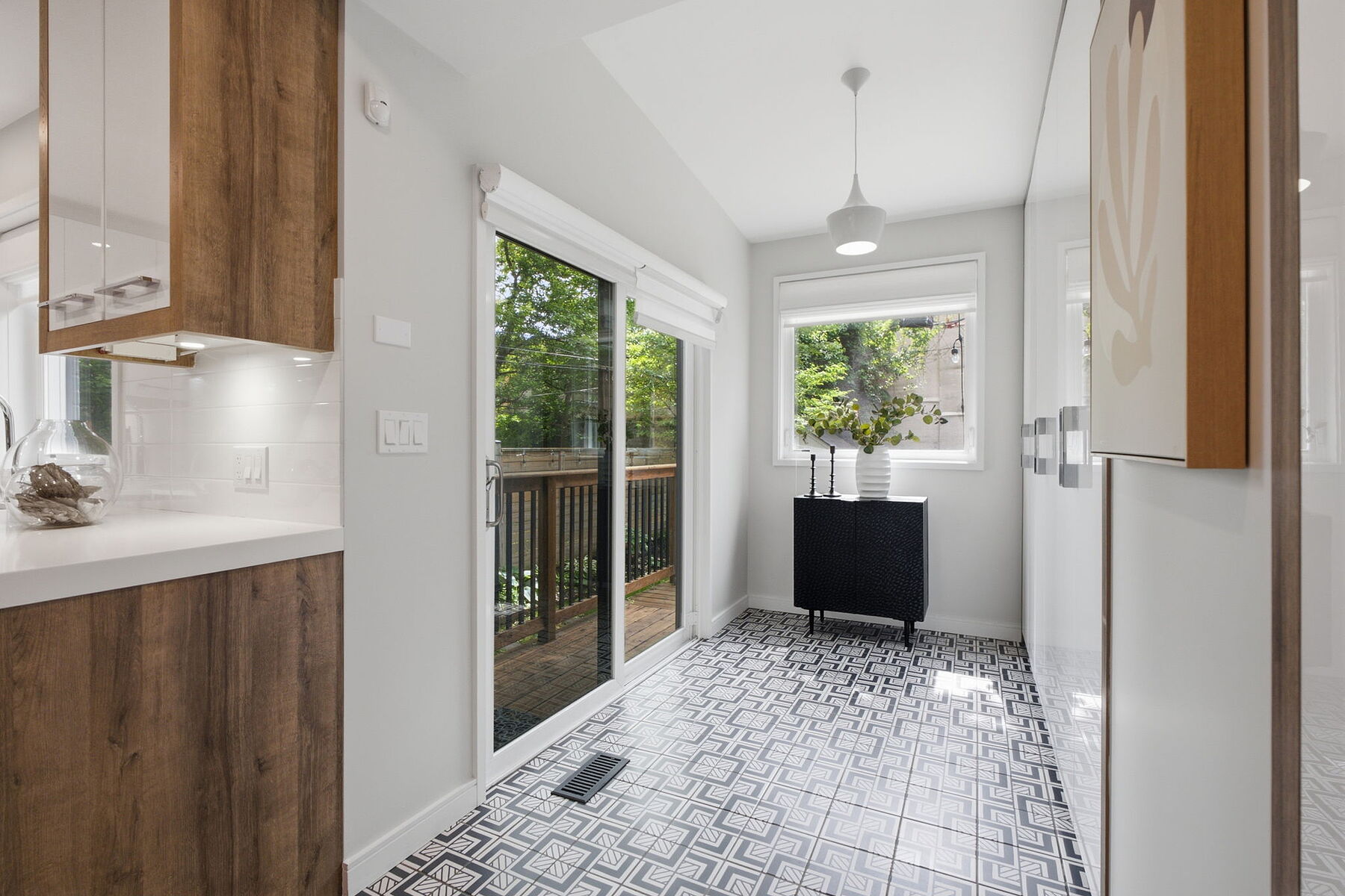  Modern Danforth Village Living - 物件實景