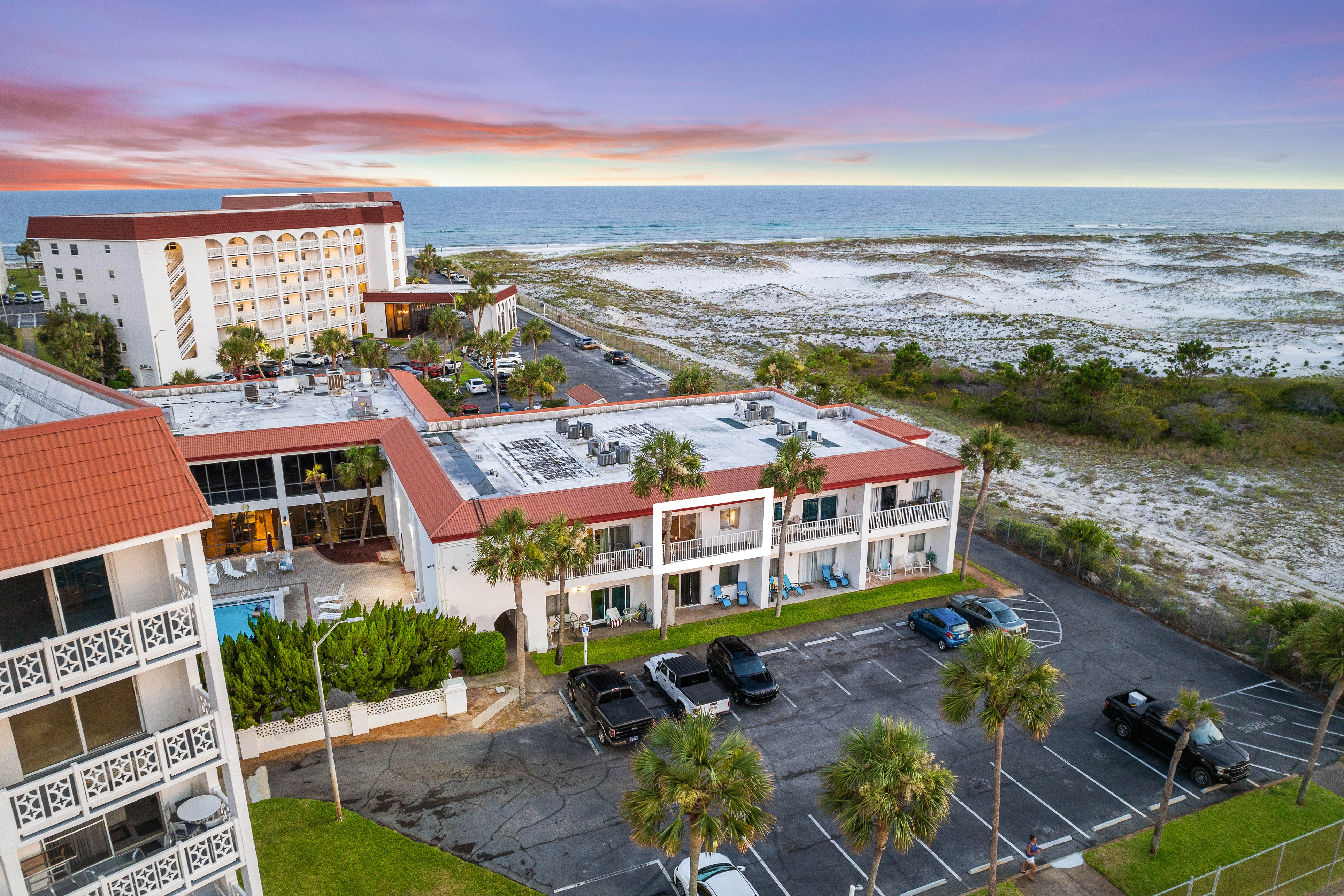  Updated Coastal Condo With Gulf Access And Resort Amenities - 物件實景