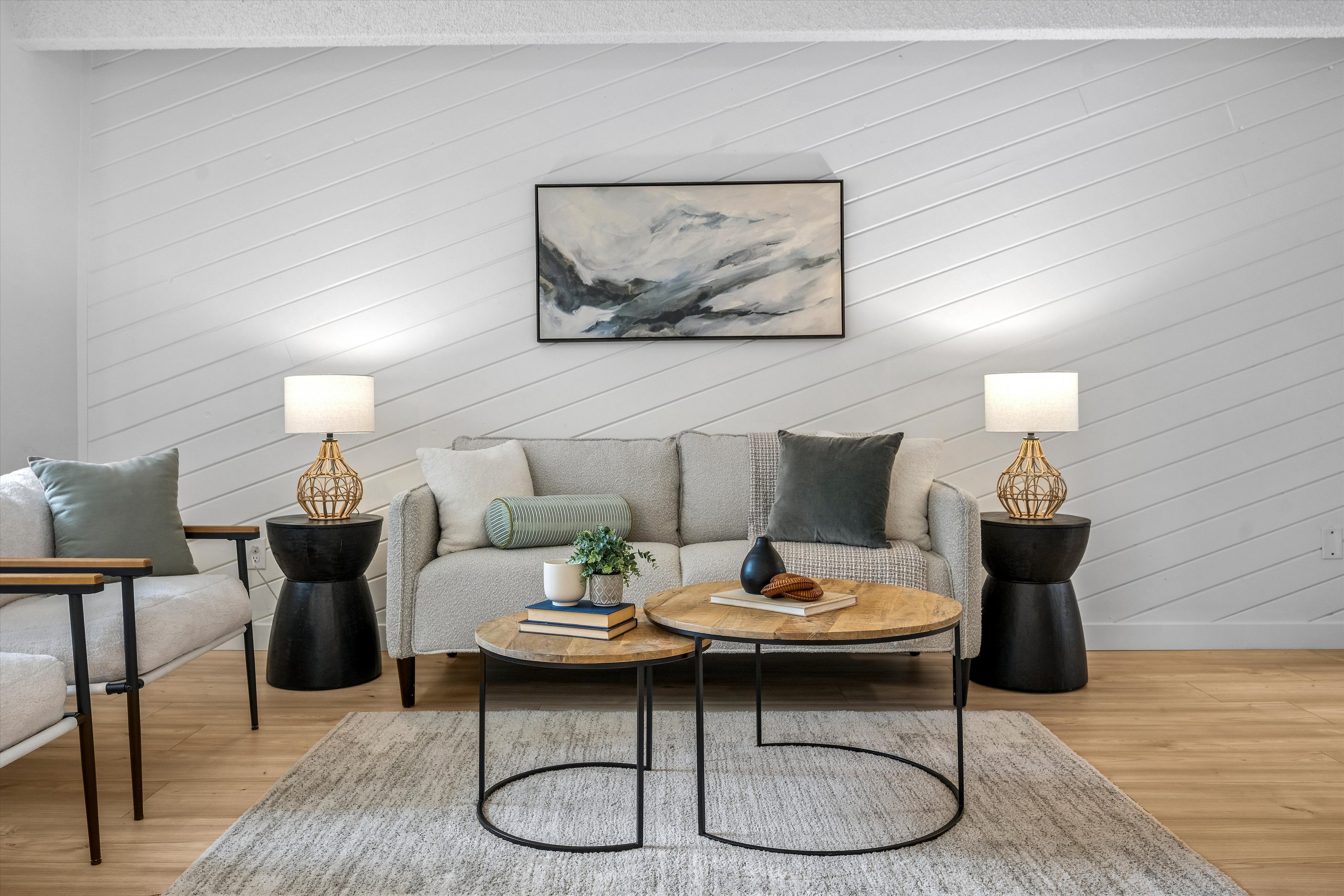  Beautifully Remodeled and Move-in Ready - 物件實景
