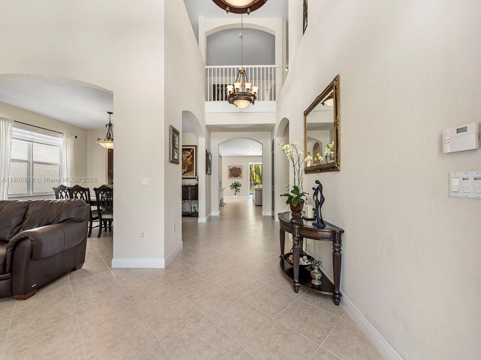 Weston, Florida, 33332, United States, 5 Bedrooms Bedrooms, ,5 BathroomsBathrooms,Residential,For Sale,1826480