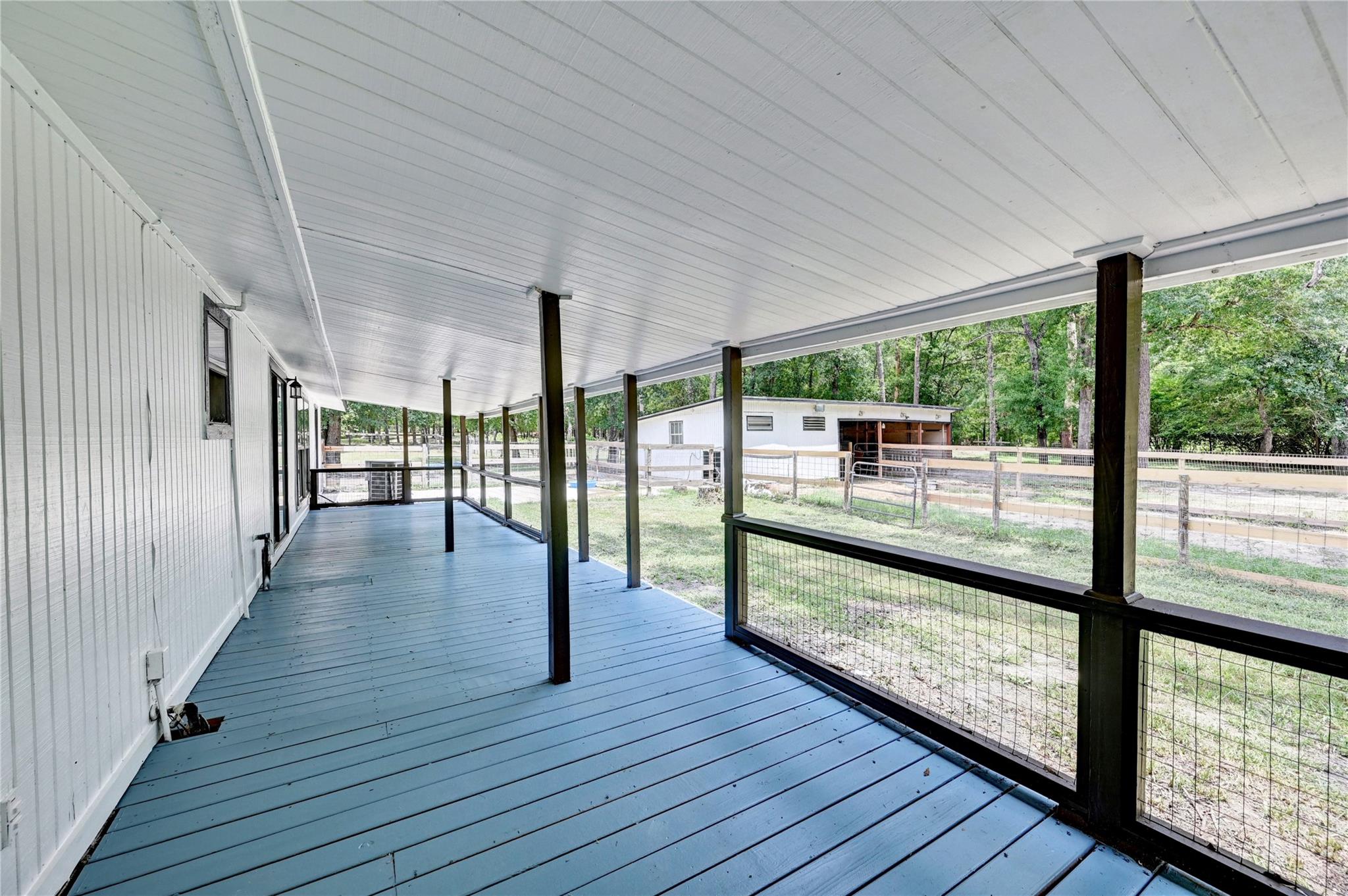 Huntsville, Texas, 77320, United States, 4 Bedrooms Bedrooms, ,3 BathroomsBathrooms,Residential,For Sale,1921043