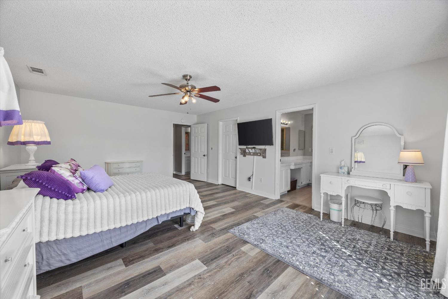 Bakersfield, California, 93308, United States, 4 Bedrooms Bedrooms, ,3 BathroomsBathrooms,Residential,For Sale,1963692