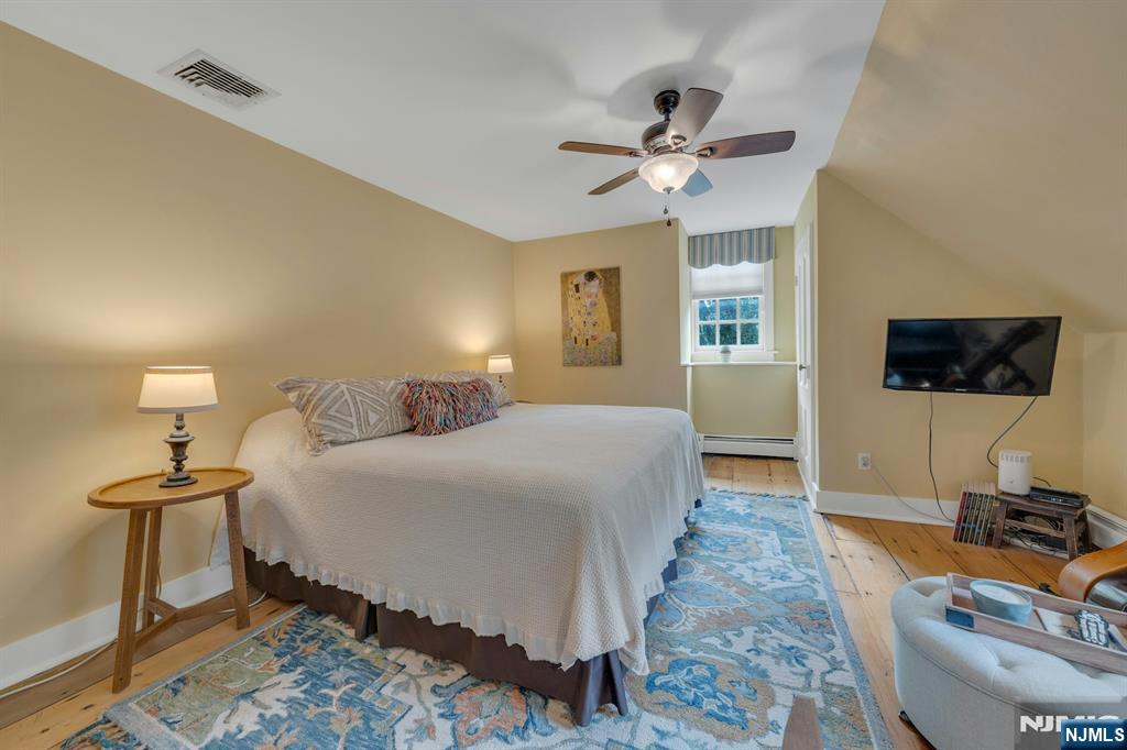 Park Ridge, New Jersey, 07656, United States, 4 Bedrooms Bedrooms, ,3 BathroomsBathrooms,Residential,For Sale,1927365