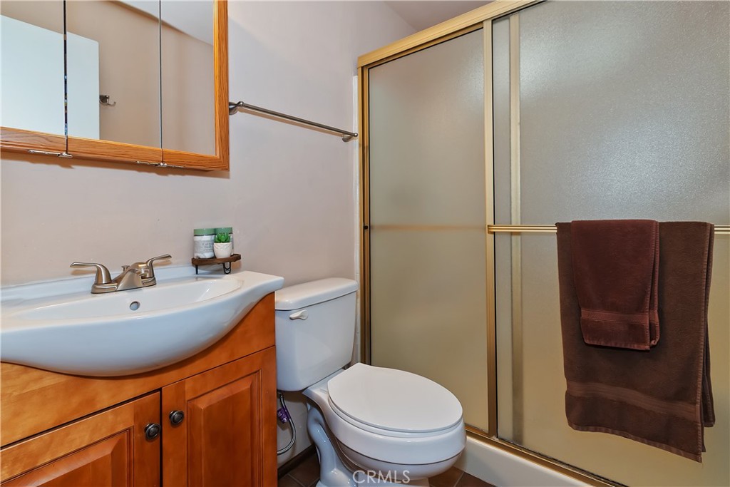 Lake Arrowhead, California, 92352, United States, 4 Bedrooms Bedrooms, ,2 BathroomsBathrooms,Residential,For Sale,1955780