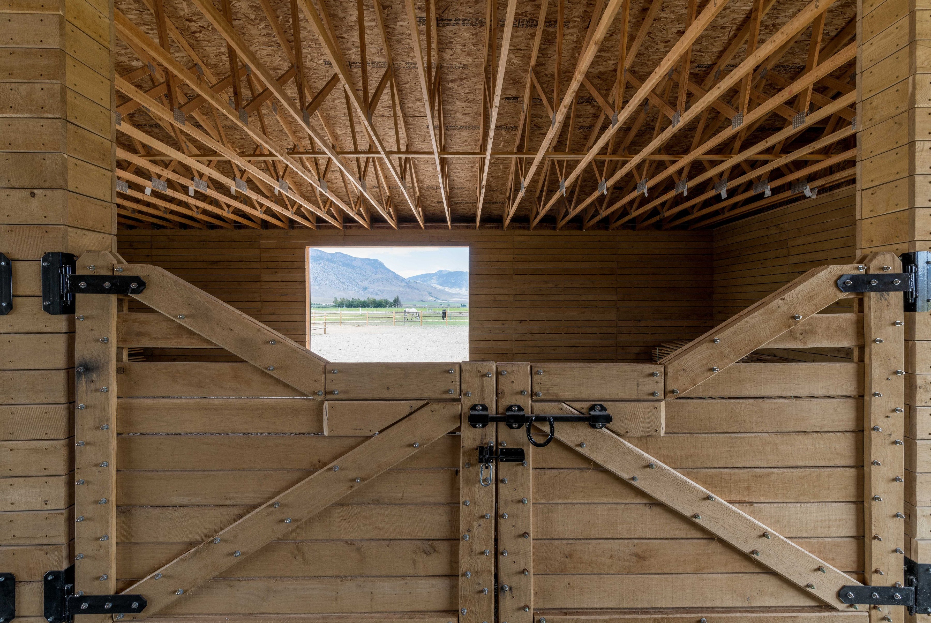  Equestrian Estate at the Base of Mt. Borah - 物件實景