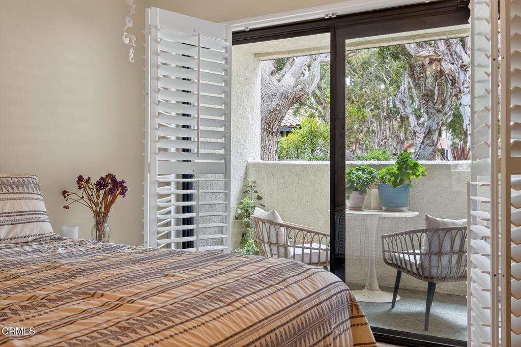 Oxnard, California, 93035, United States, 2 Bedrooms Bedrooms, ,2 BathroomsBathrooms,Residential,For Sale,1926318