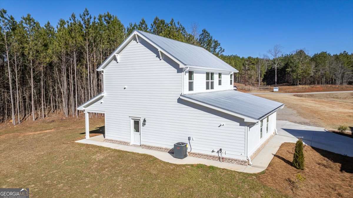 Watkinsville, Georgia, 30677, United States, 4 Bedrooms Bedrooms, ,5 BathroomsBathrooms,Residential,For Sale,1713271