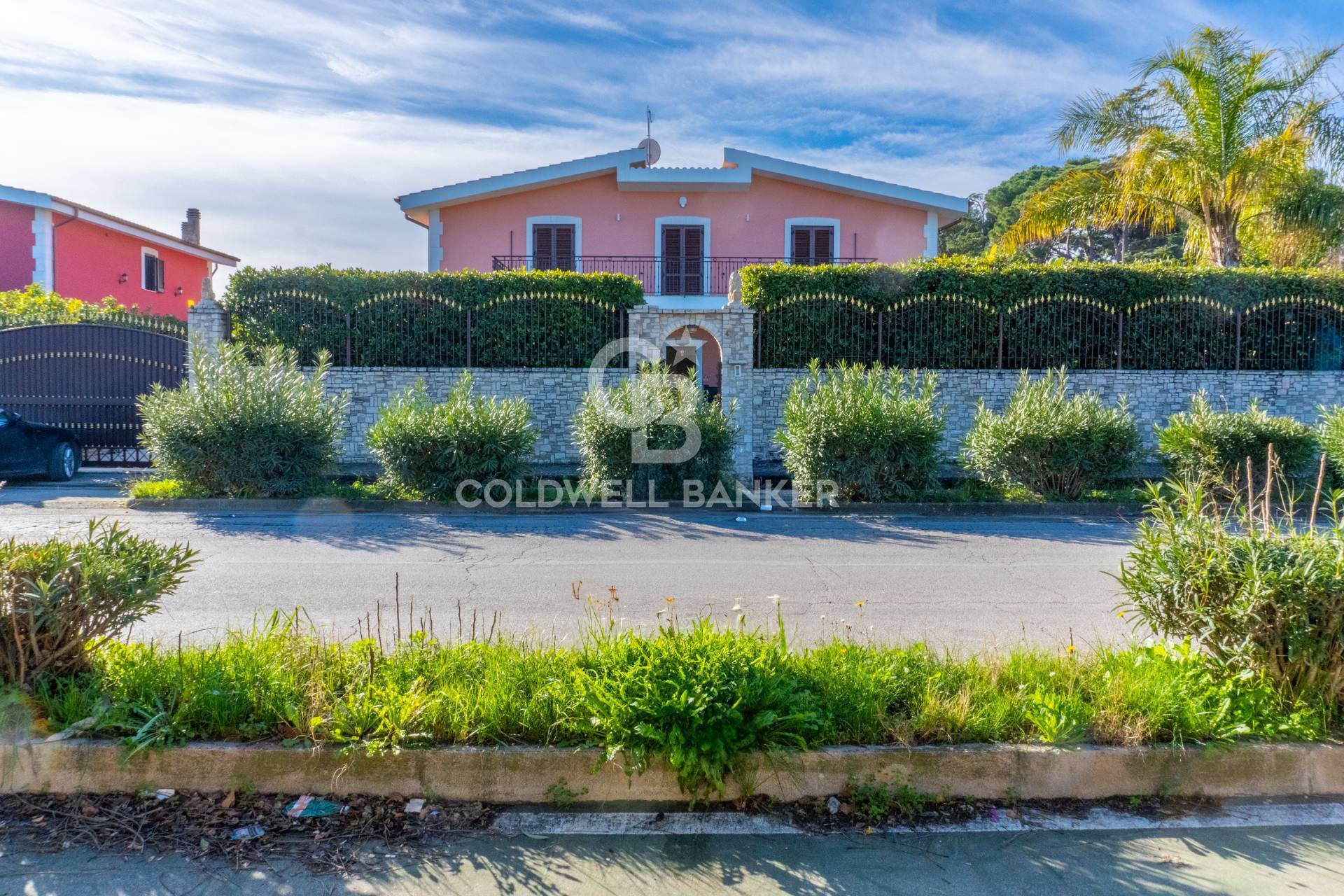 Trani, Barletta-Andria-Trani, 70059, IT, 5 Bedrooms Bedrooms, ,5 BathroomsBathrooms,Residential,For Sale,1967517