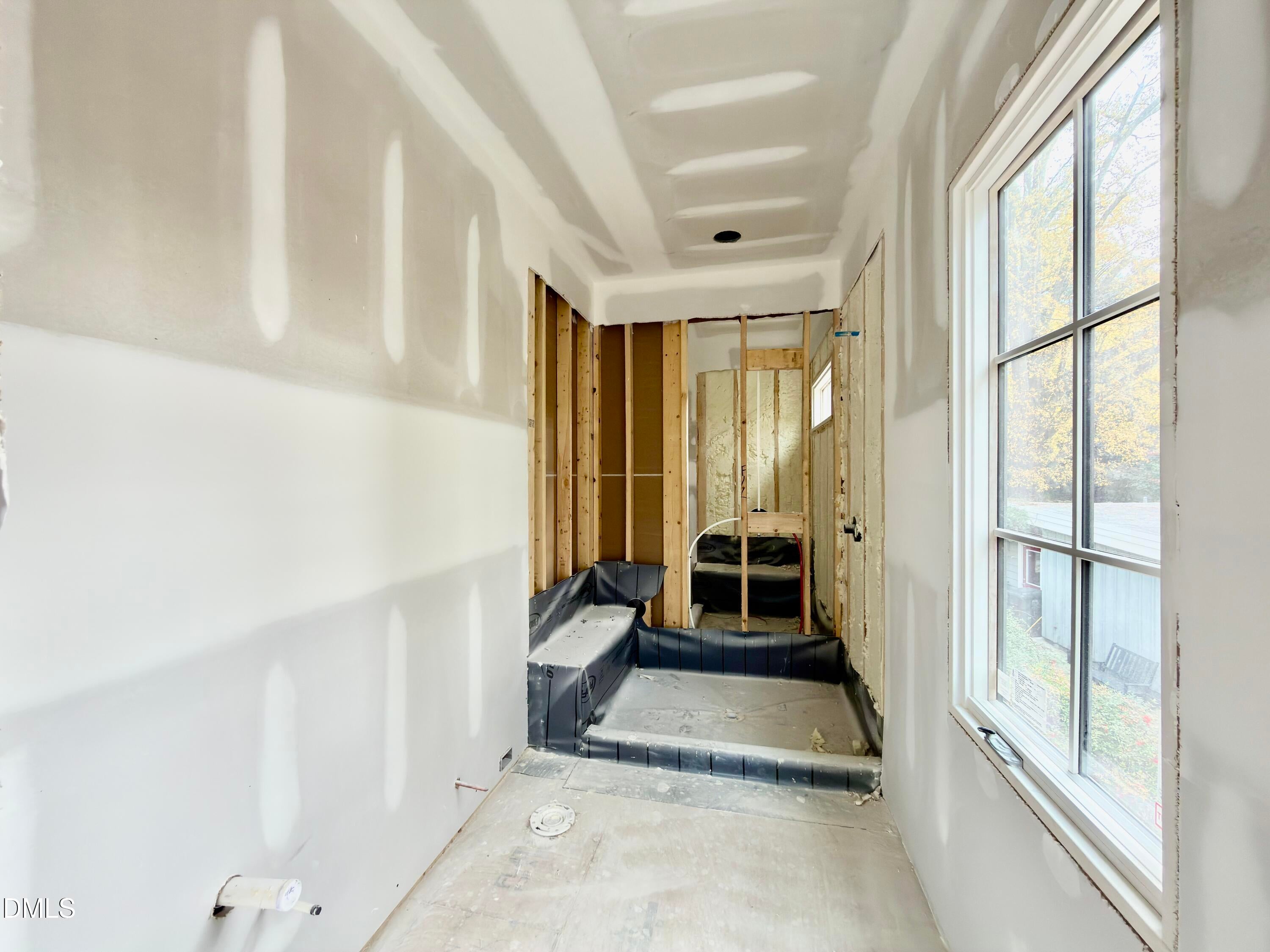 Raleigh, North Carolina, 27608, United States, 4 Bedrooms Bedrooms, ,6 BathroomsBathrooms,Residential,For Sale,1988275