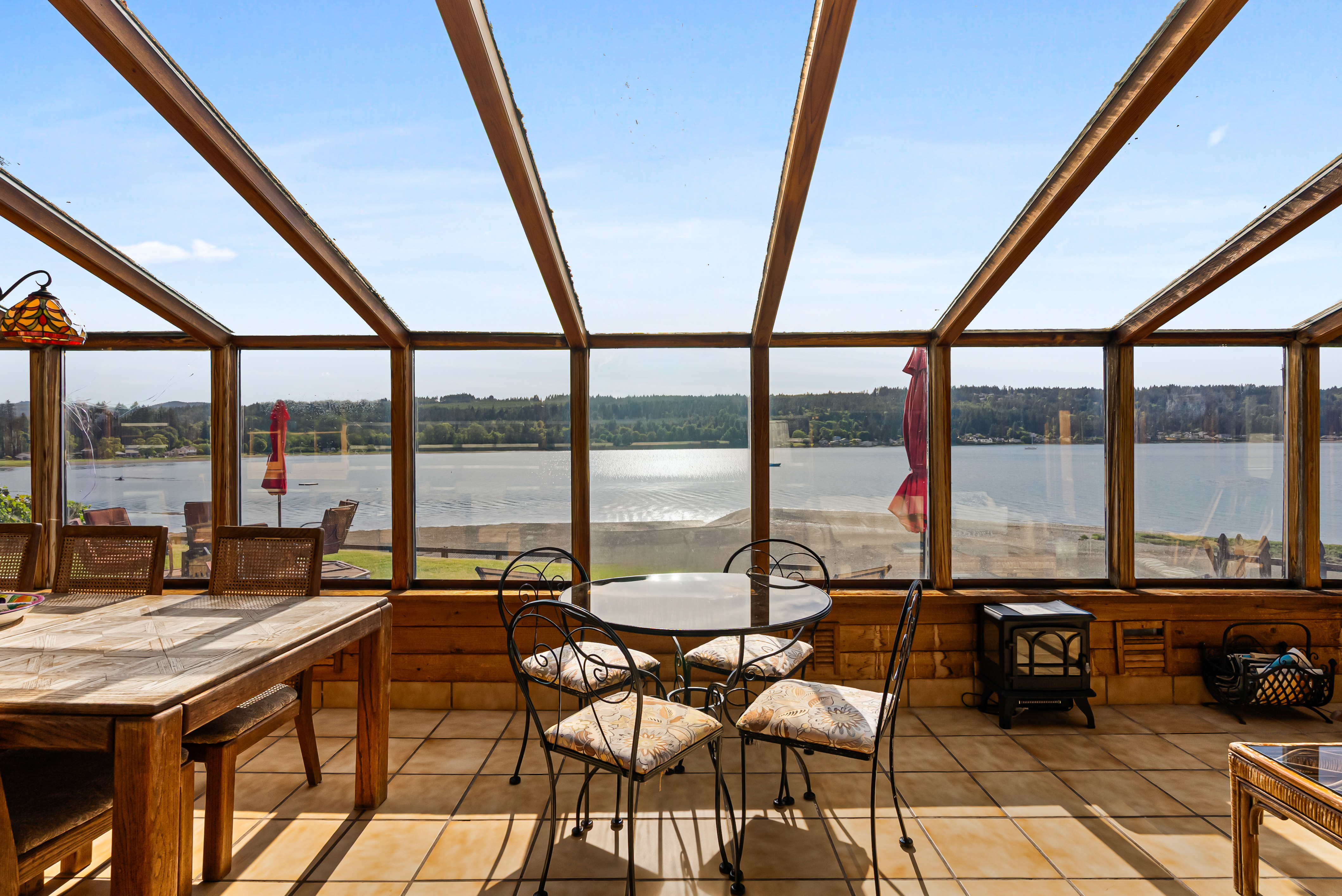  4617 Erlands Point Rd NW, Bremerton, WA 98312 - 物件實景
