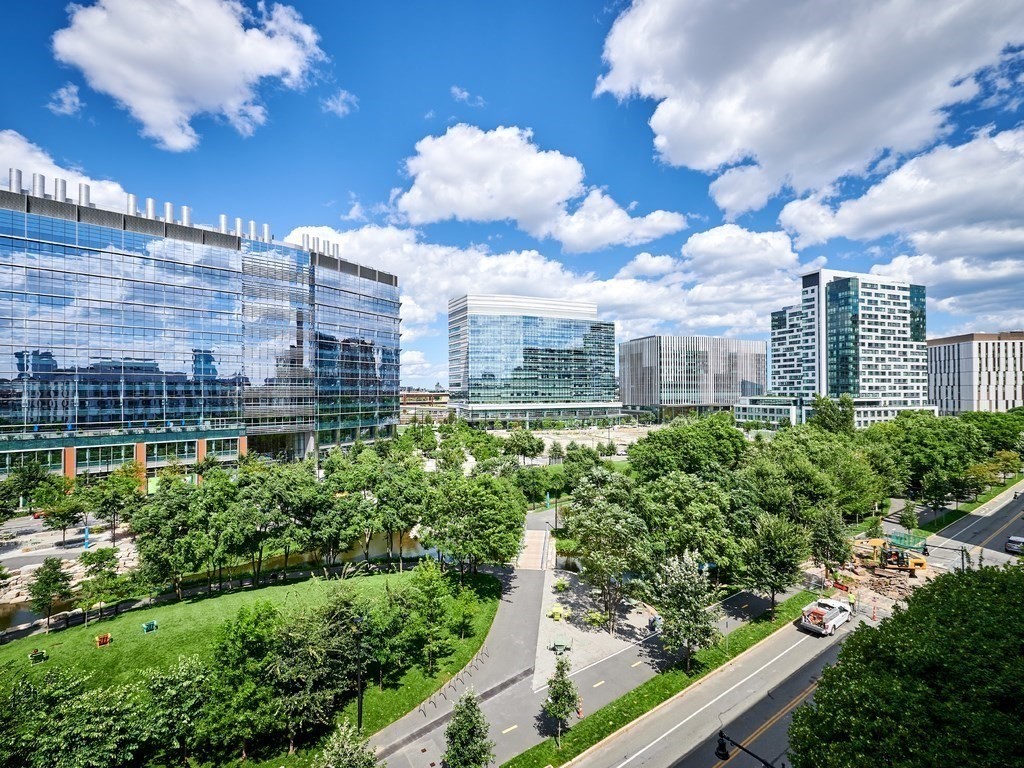 Cambridge, Massachusetts, 02141, United States, 1 Bedroom Bedrooms, ,2 BathroomsBathrooms,Residential,For Sale,1976381