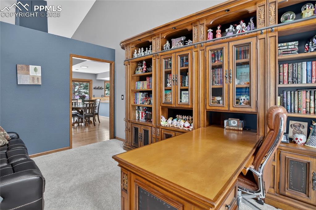 Colorado Springs, Colorado, 80906, United States, 4 Bedrooms Bedrooms, ,4 BathroomsBathrooms,Residential,For Sale,1906884