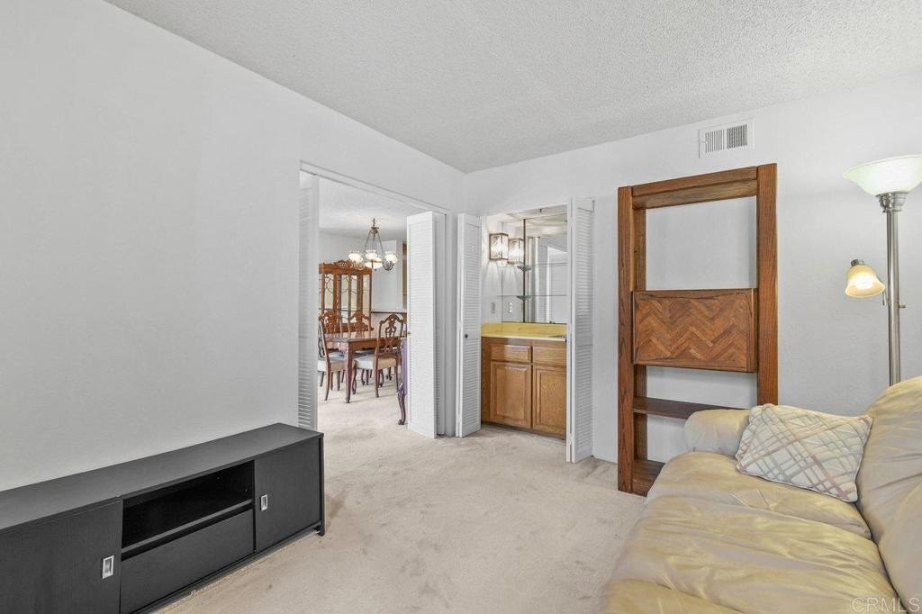 San Diego, California, 92110, United States, 2 Bedrooms Bedrooms, ,2 BathroomsBathrooms,Residential,For Sale,1804693